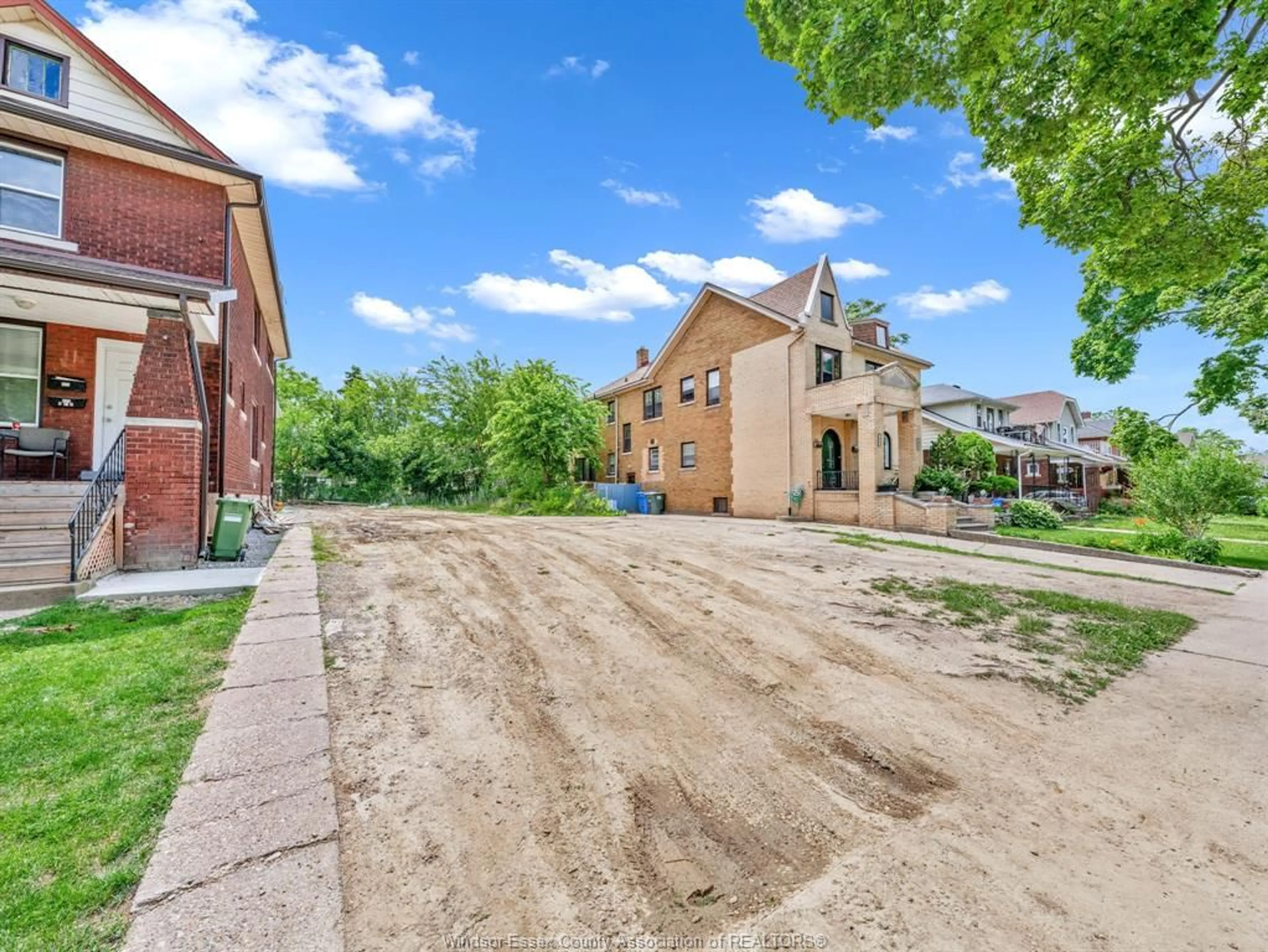 A pic from outside/outdoor area/front of a property/back of a property/a pic from drone, street for 421 PARTINGTON Ave, Windsor Ontario N8W 3S1