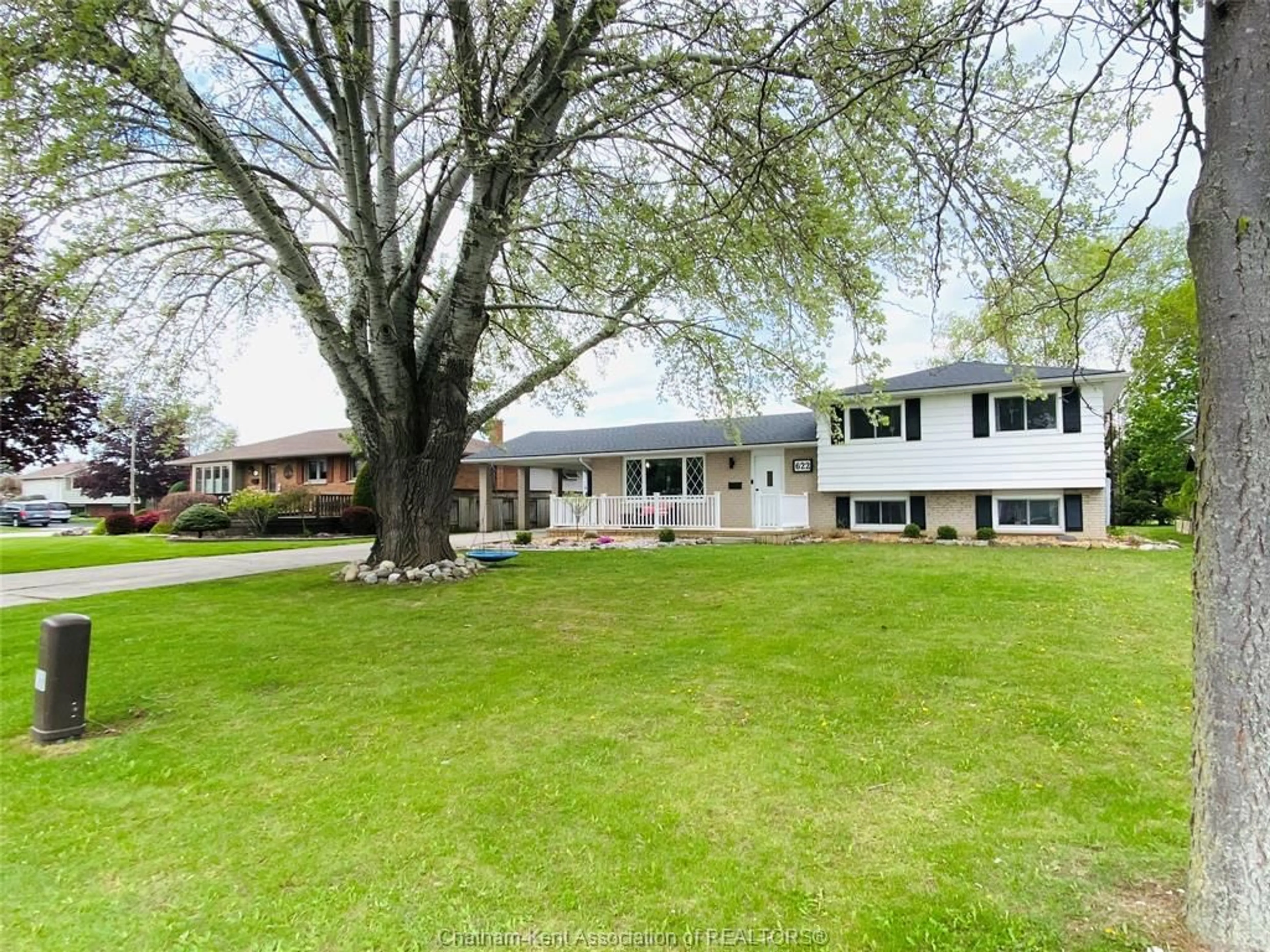 Unknown for 622 Sandra Cres, Wallaceburg Ontario N8A 2C6