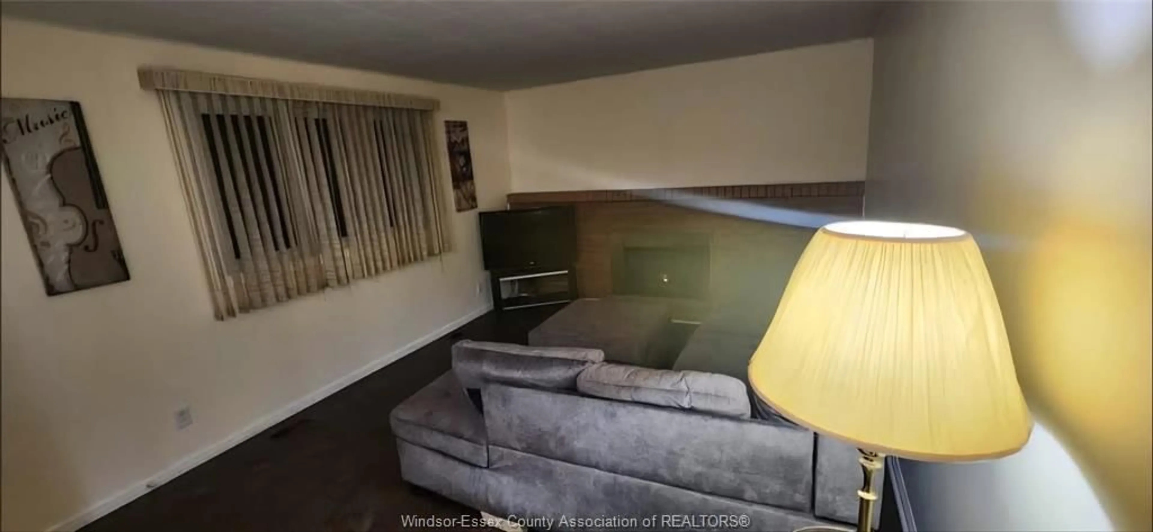A pic of a room for 2722 SIERRA Dr, Windsor Ontario N9E 2Y7