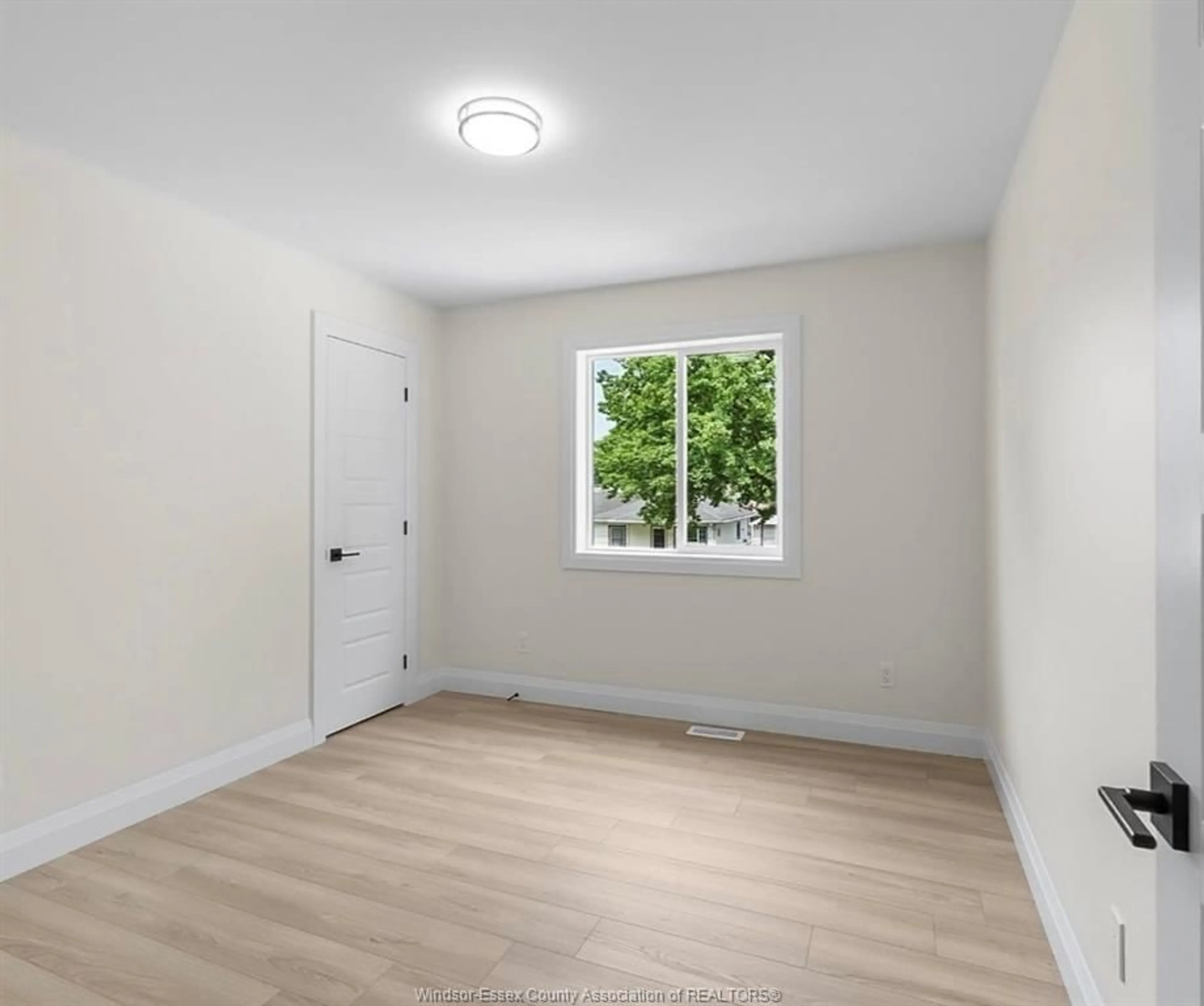 A pic of a room for 1979 BUCKINGHAM, Windsor Ontario N8T 2A9