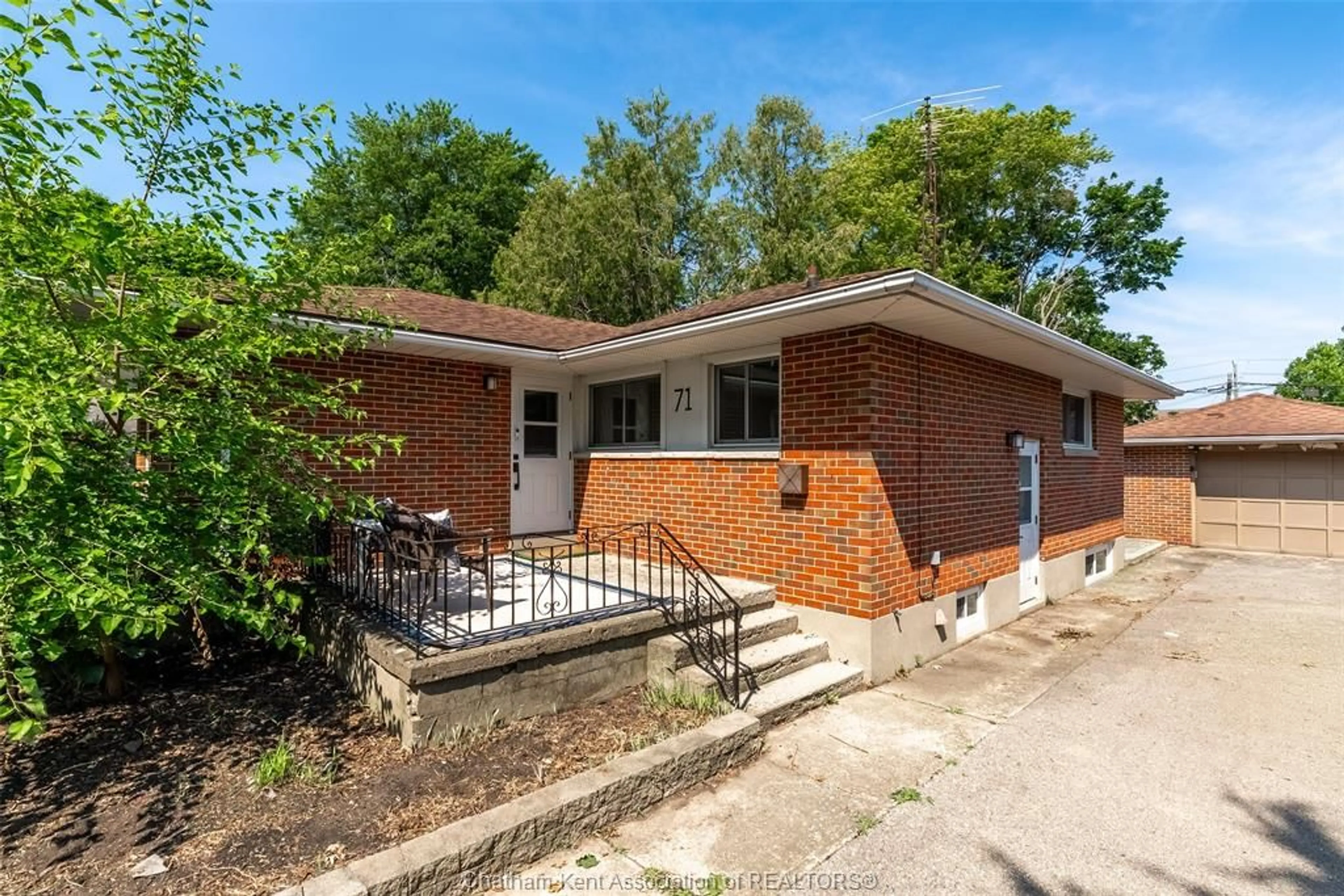 Home with brick exterior material, street for 71 McFarlane Dr, Chatham Ontario N7L 2K3