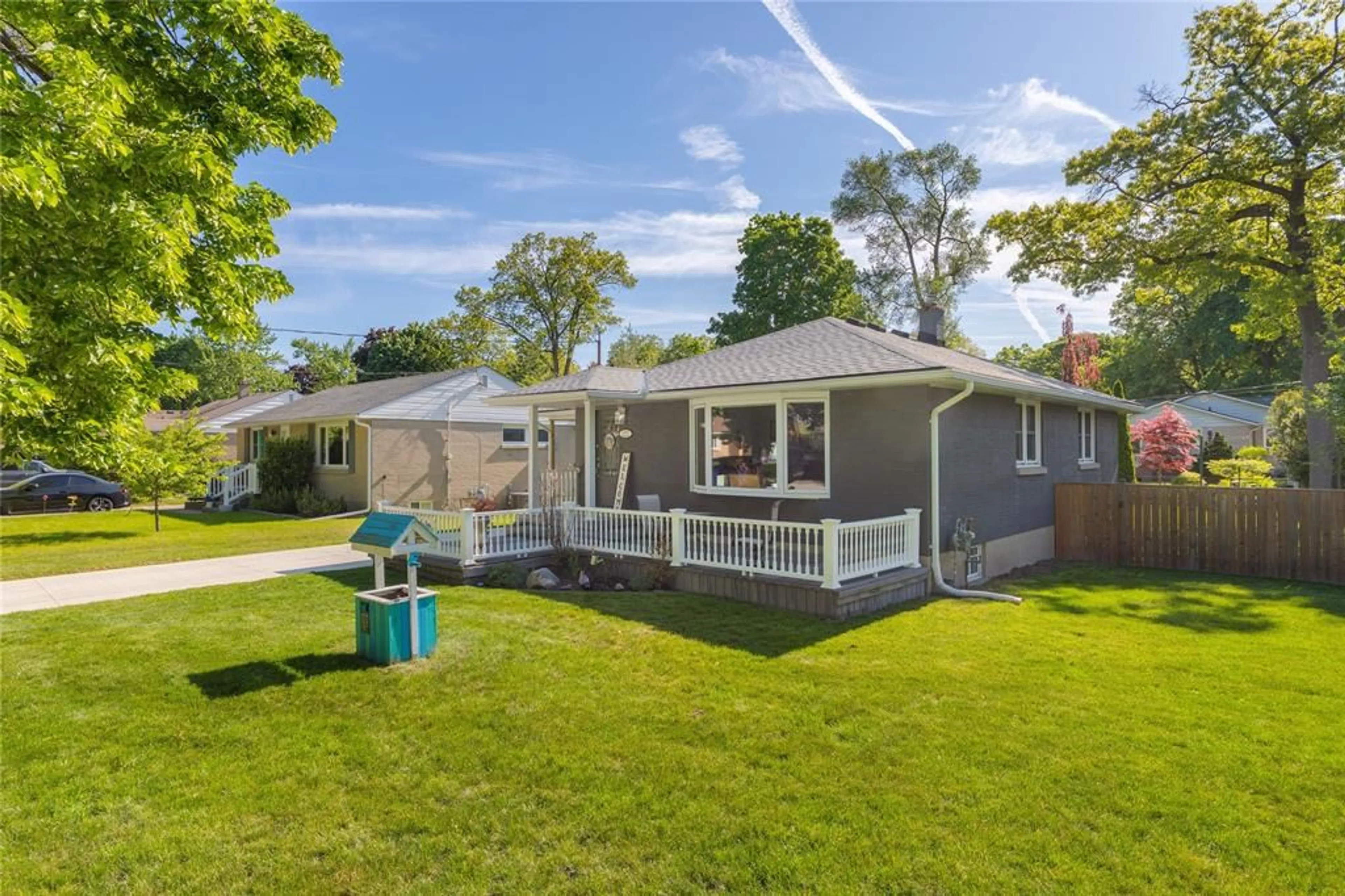 Home with vinyl exterior material, street for 1272 CORAL Way, Sarnia Ontario N7V 3R8