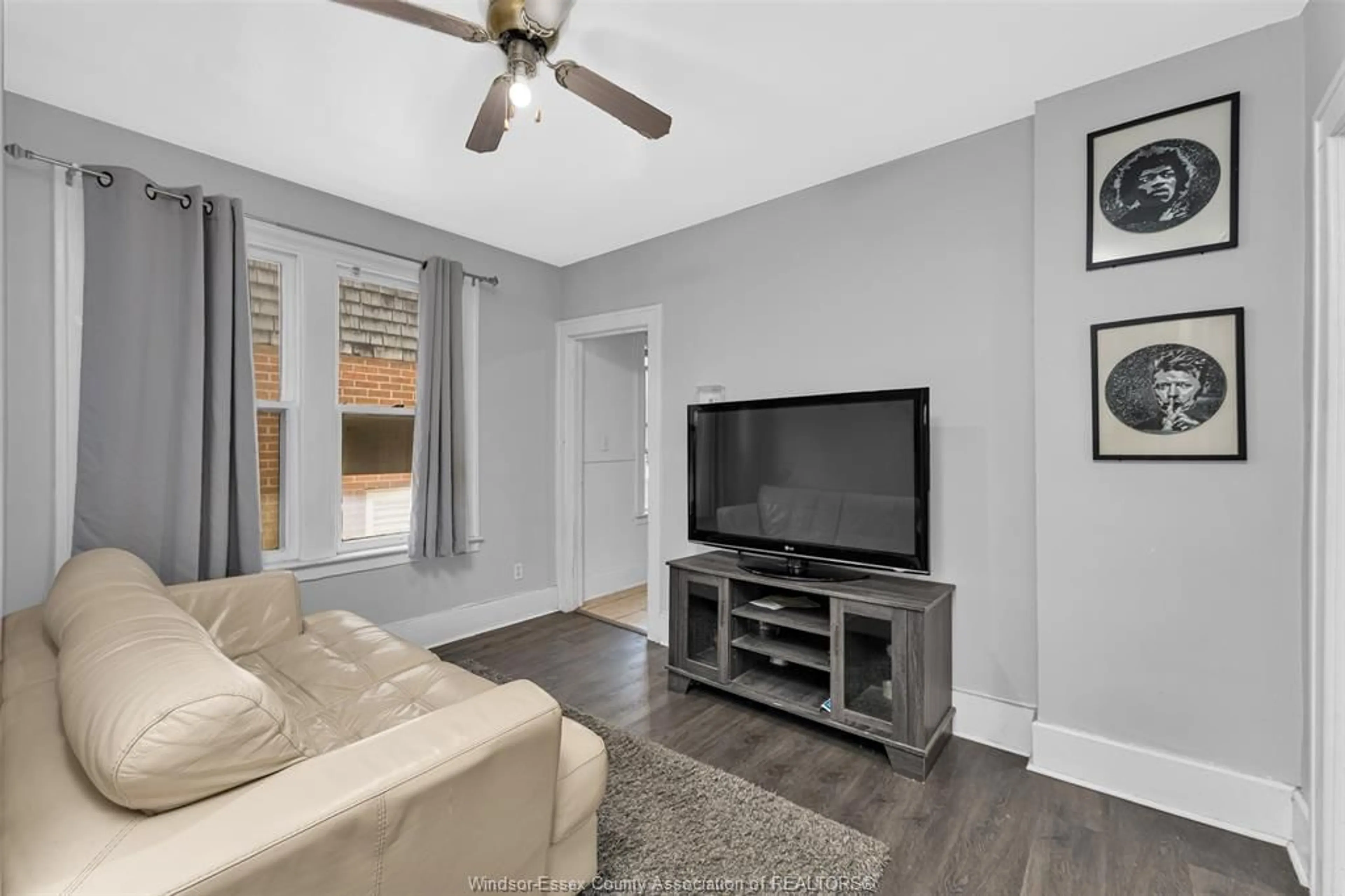 Living room with furniture, unknown for 673 RANDOLPH Ave, Windsor Ontario N9B 2T7
