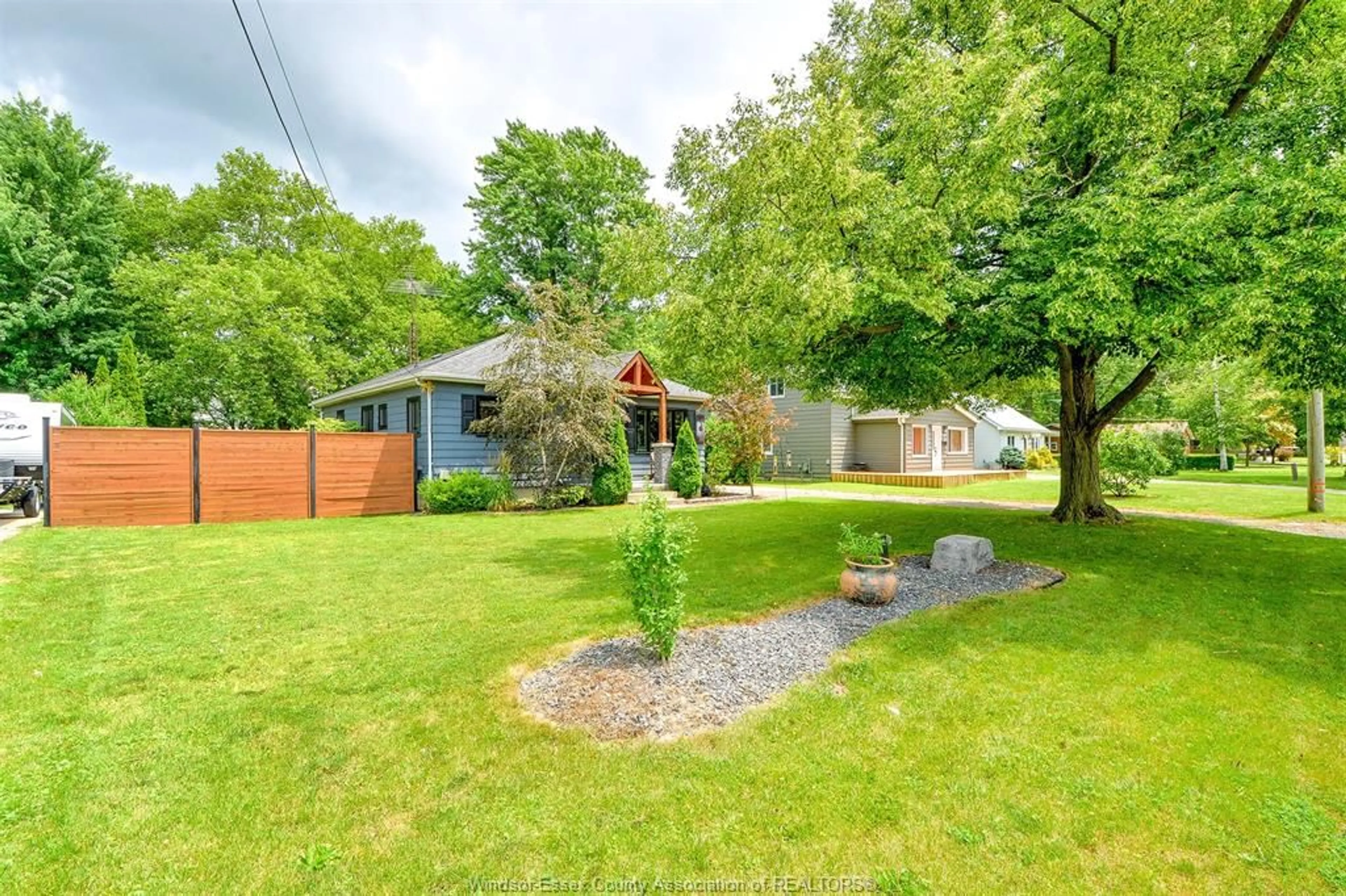 A pic from outside/outdoor area/front of a property/back of a property/a pic from drone, street for 21 ELLA St, Tilbury Ontario N0P 2L0