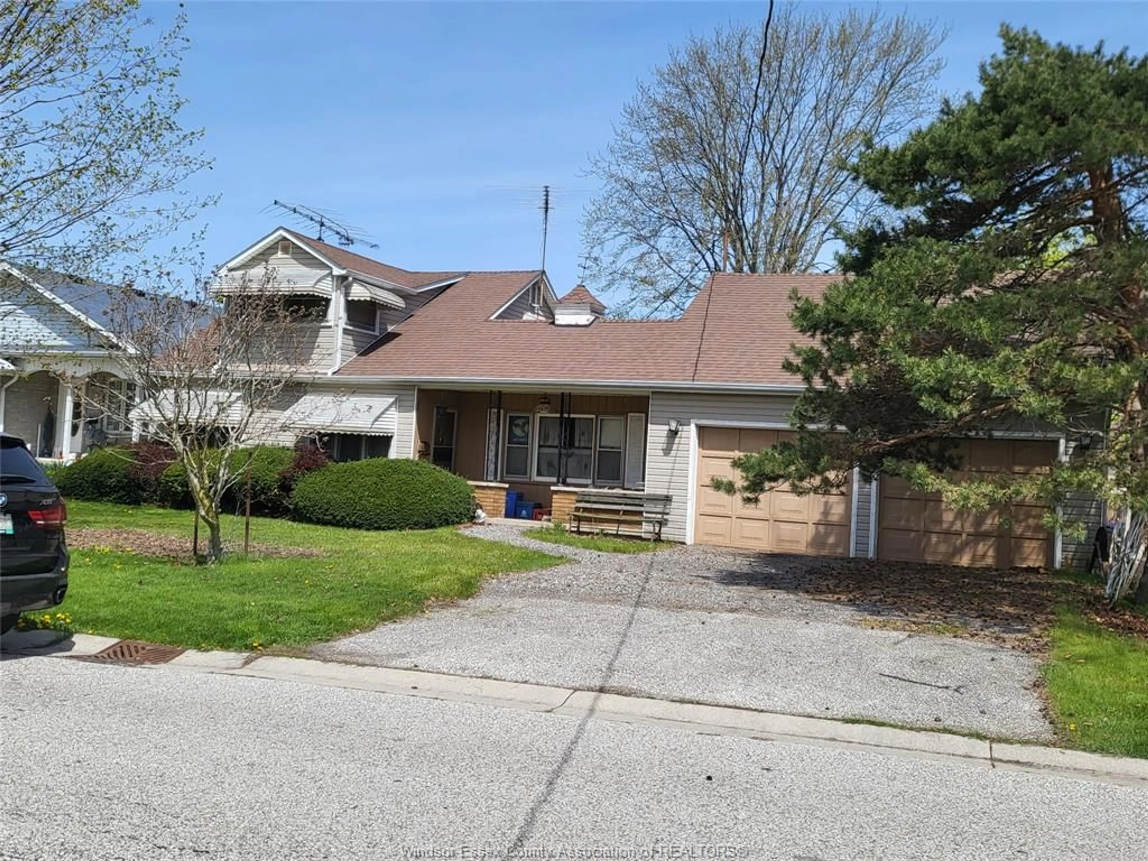 Unknown for 504 LAKE Dr, Kingsville Ontario N9Y 3B9