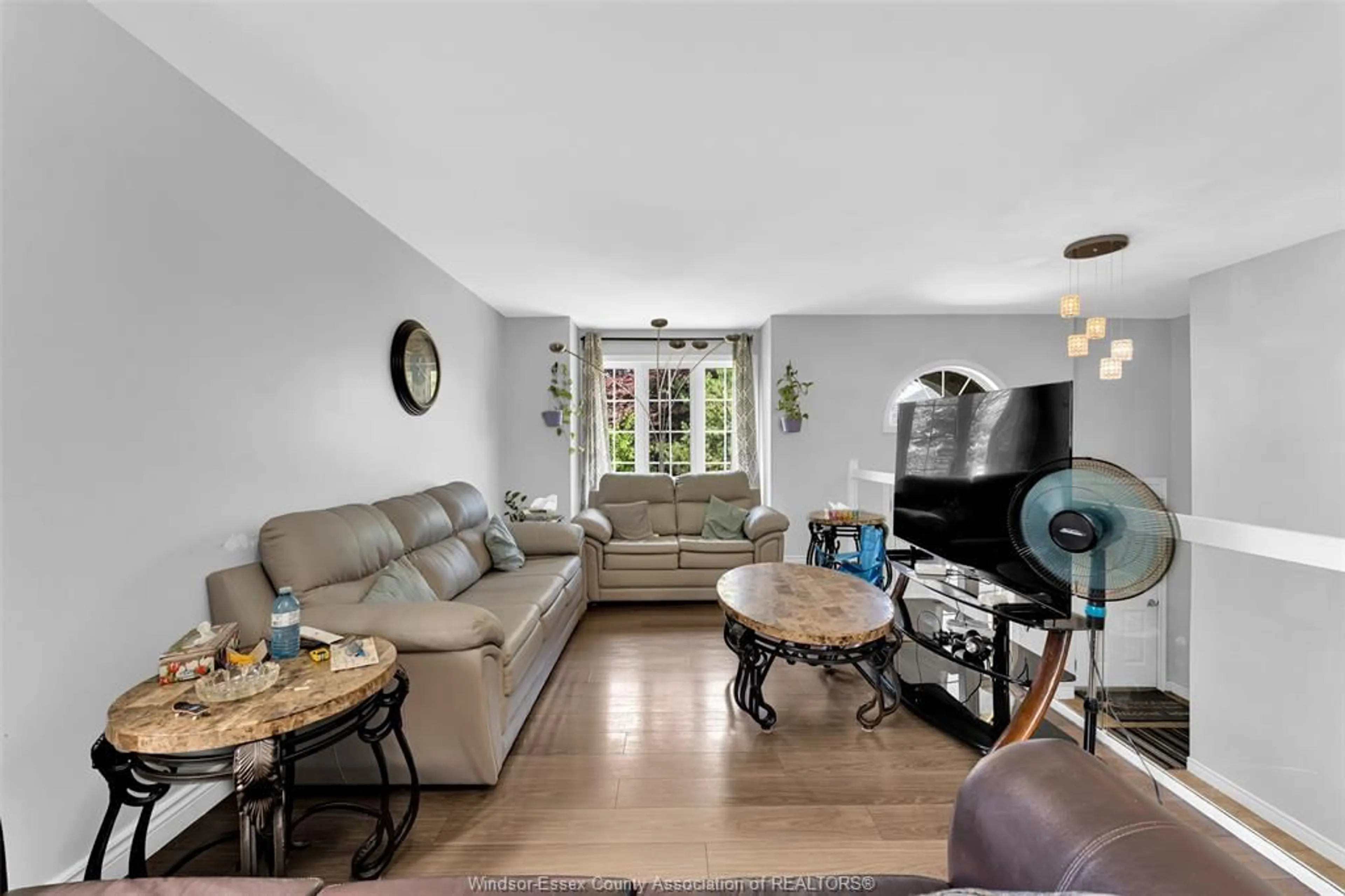 Living room with furniture, unknown for 2156 DOMINION Blvd, Windsor Ontario N9B 3H9
