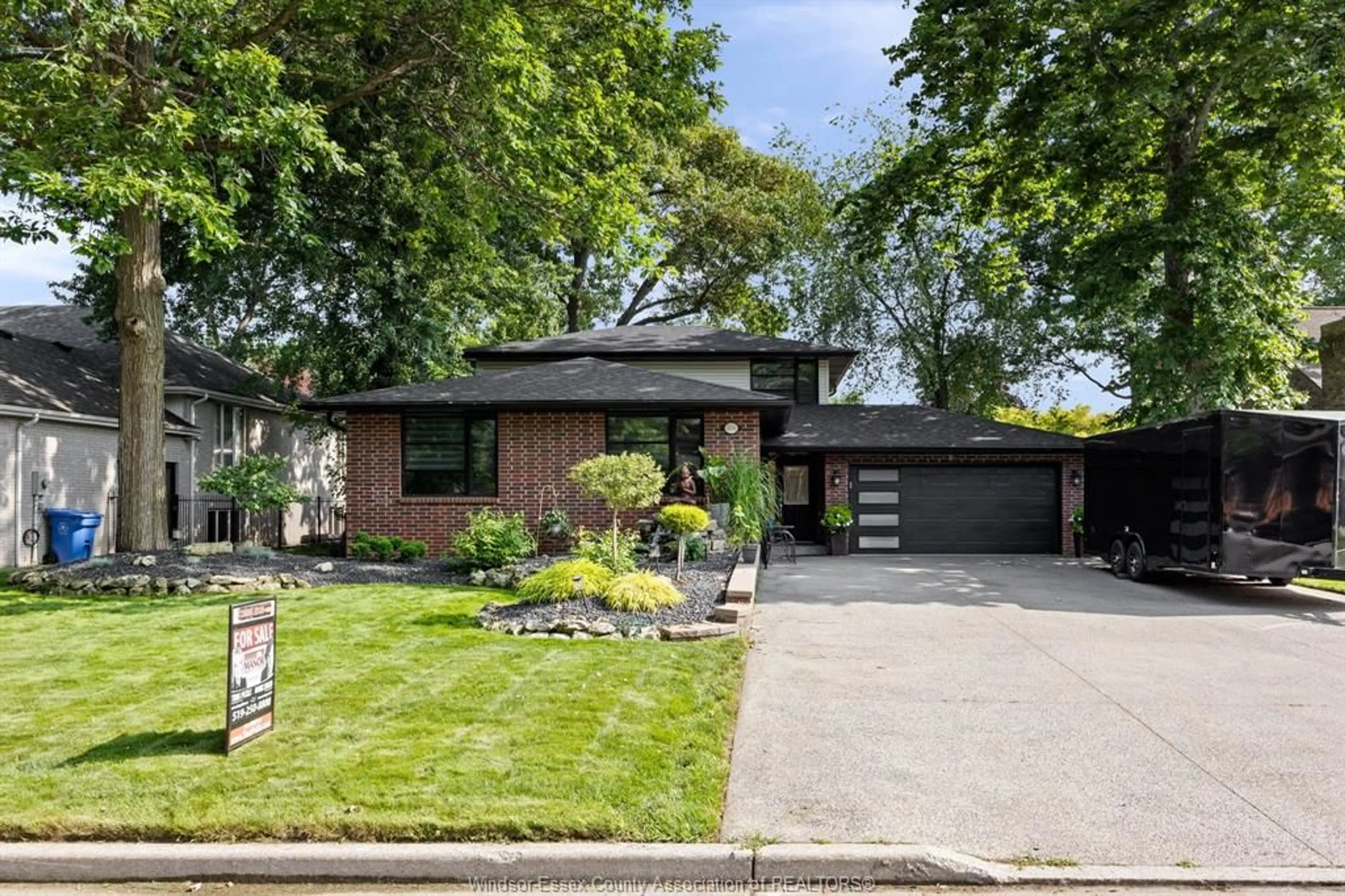 Home with brick exterior material, street for 831 LAFFERTY, LaSalle Ontario N9J 3E8