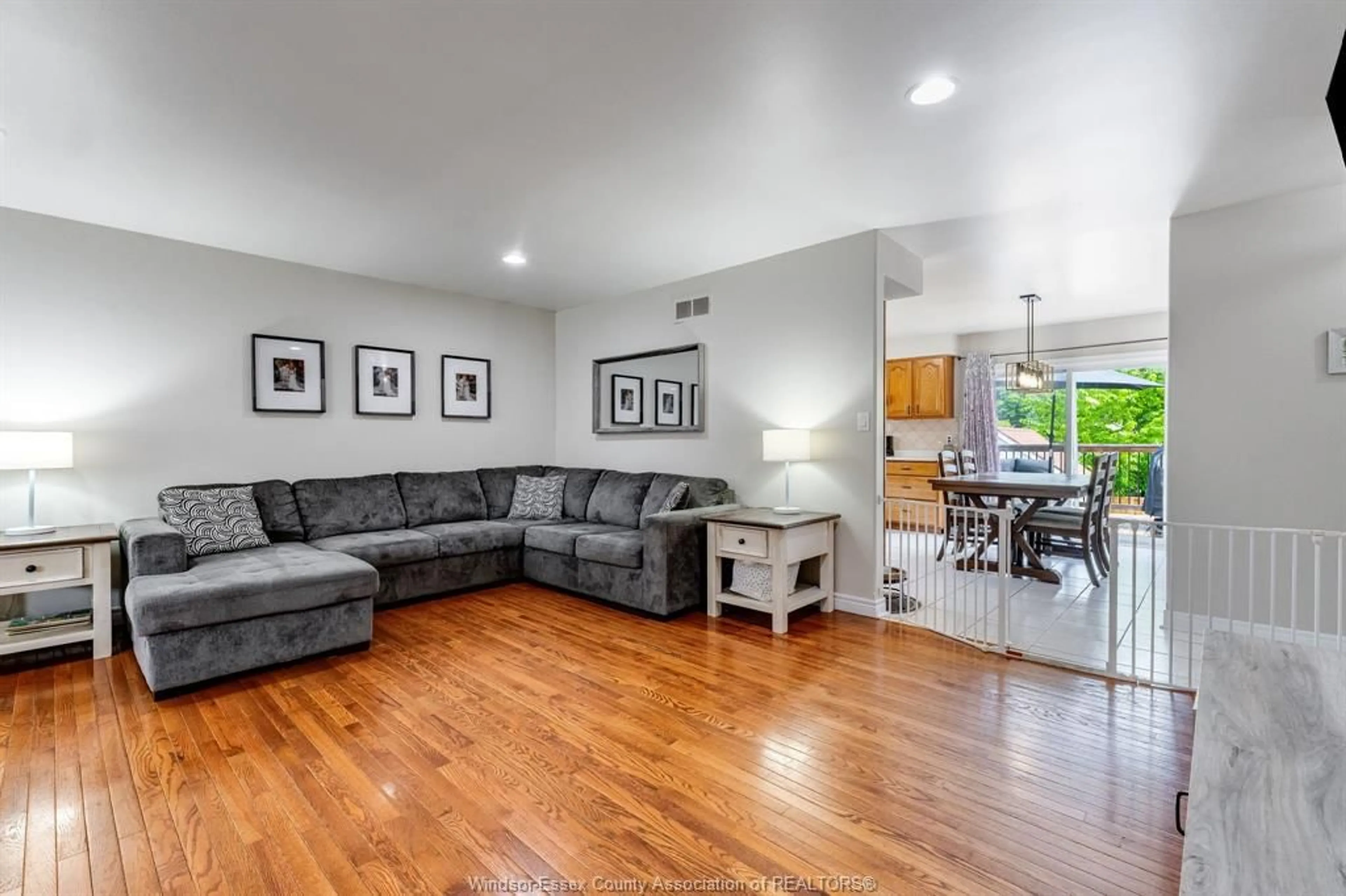Living room with furniture, unknown for 1520 Maple, LaSalle Ontario N9J 3L3