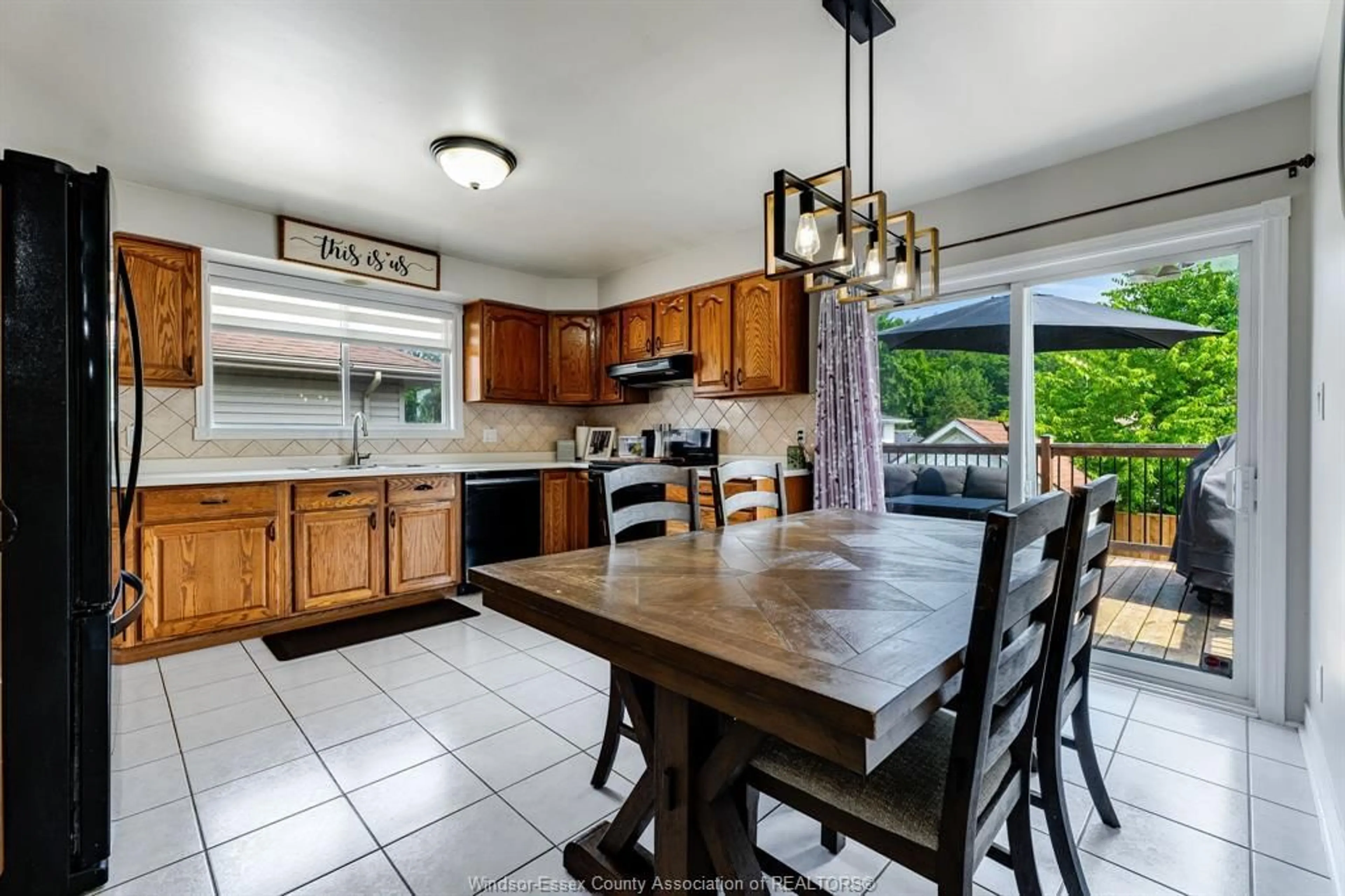 Open concept kitchen, ceramic/tile floor for 1520 Maple, LaSalle Ontario N9J 3L3