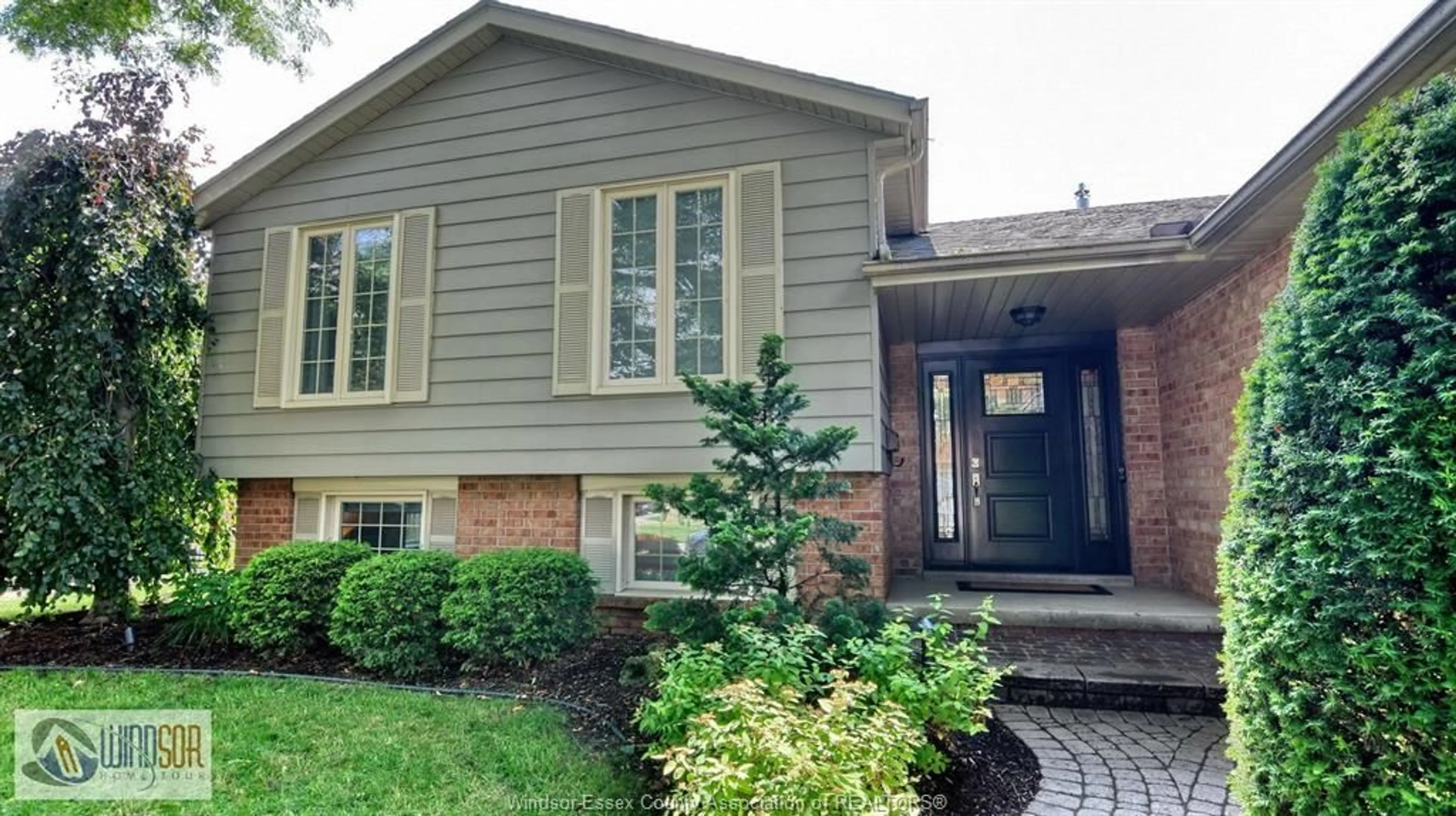 Unknown for 3467 DRIFTWOOD Dr, Windsor Ontario N9E 4A8