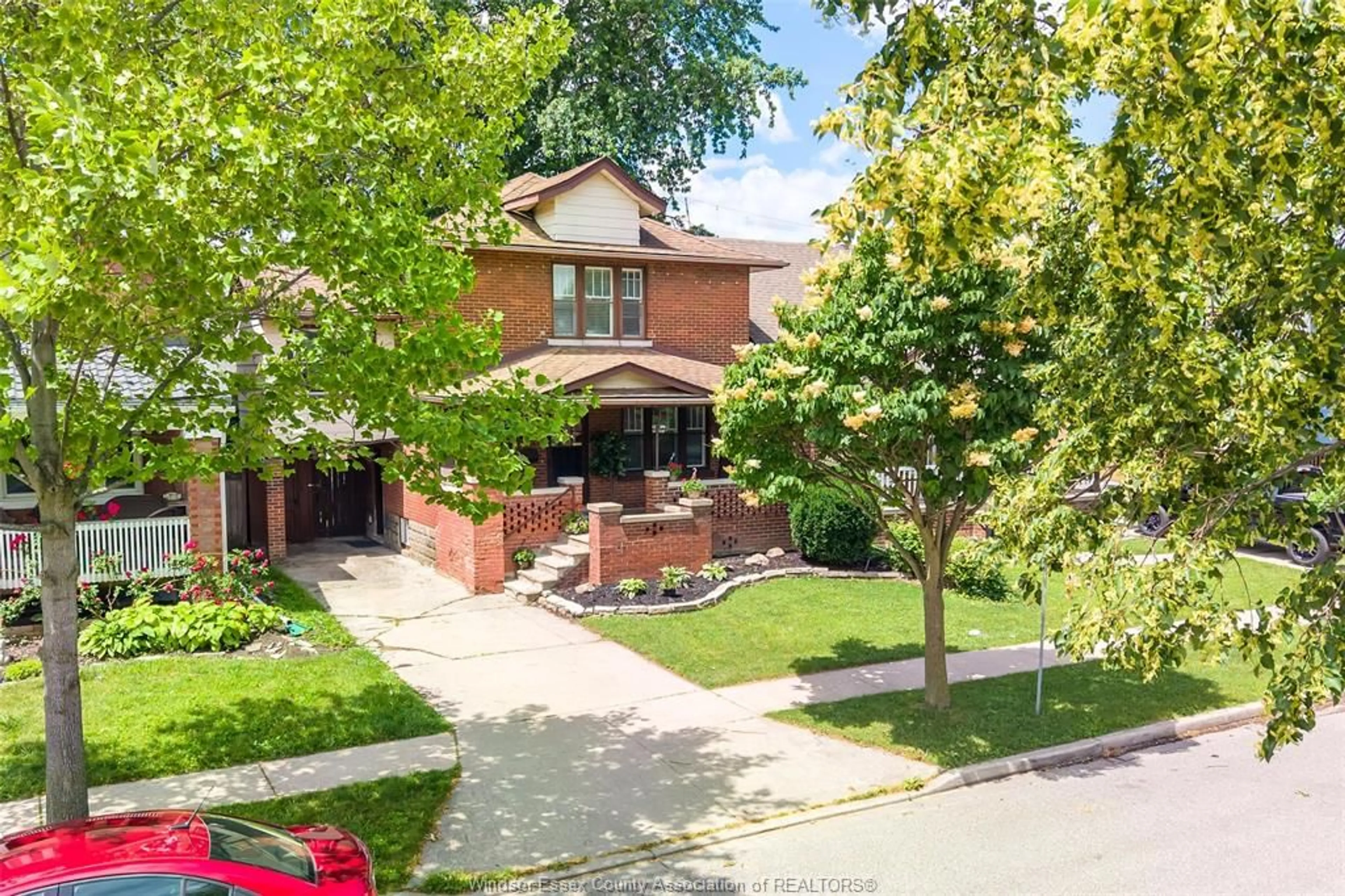 Home with brick exterior material, street for 879 DAWSON, Windsor Ontario N8Y 4A1