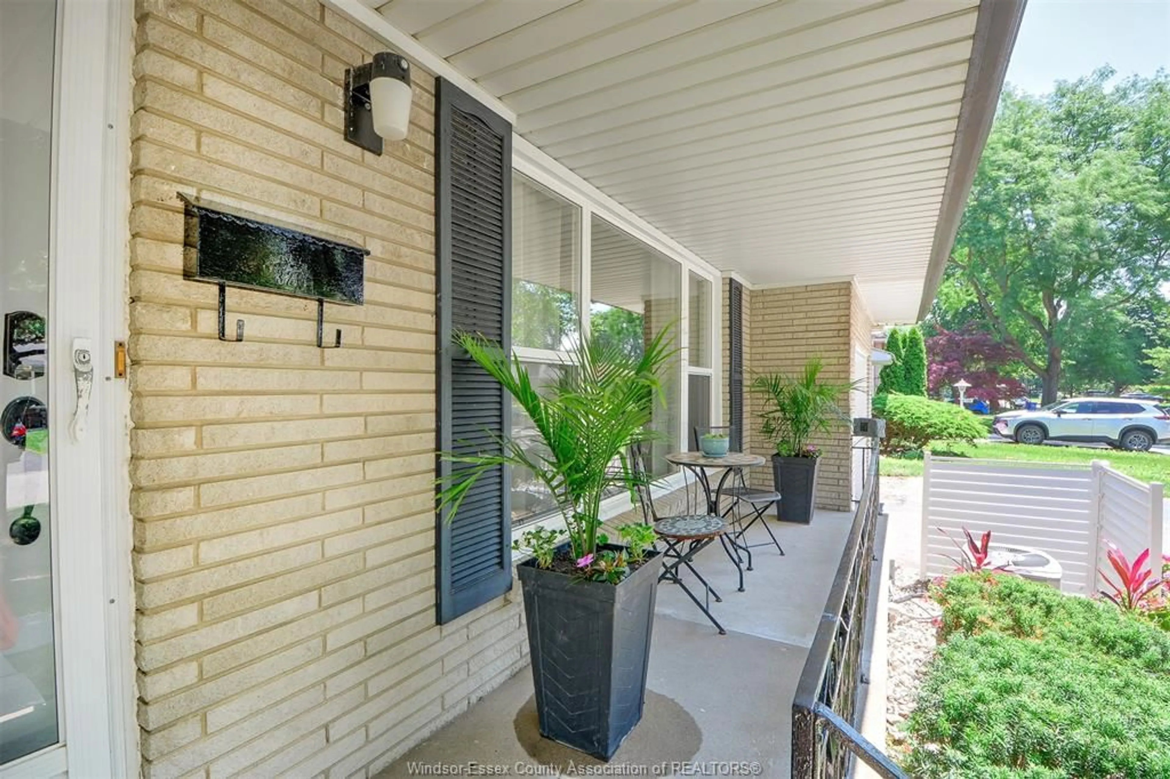 Patio, street for 328 ISACK, Windsor Ontario N8S 3V8