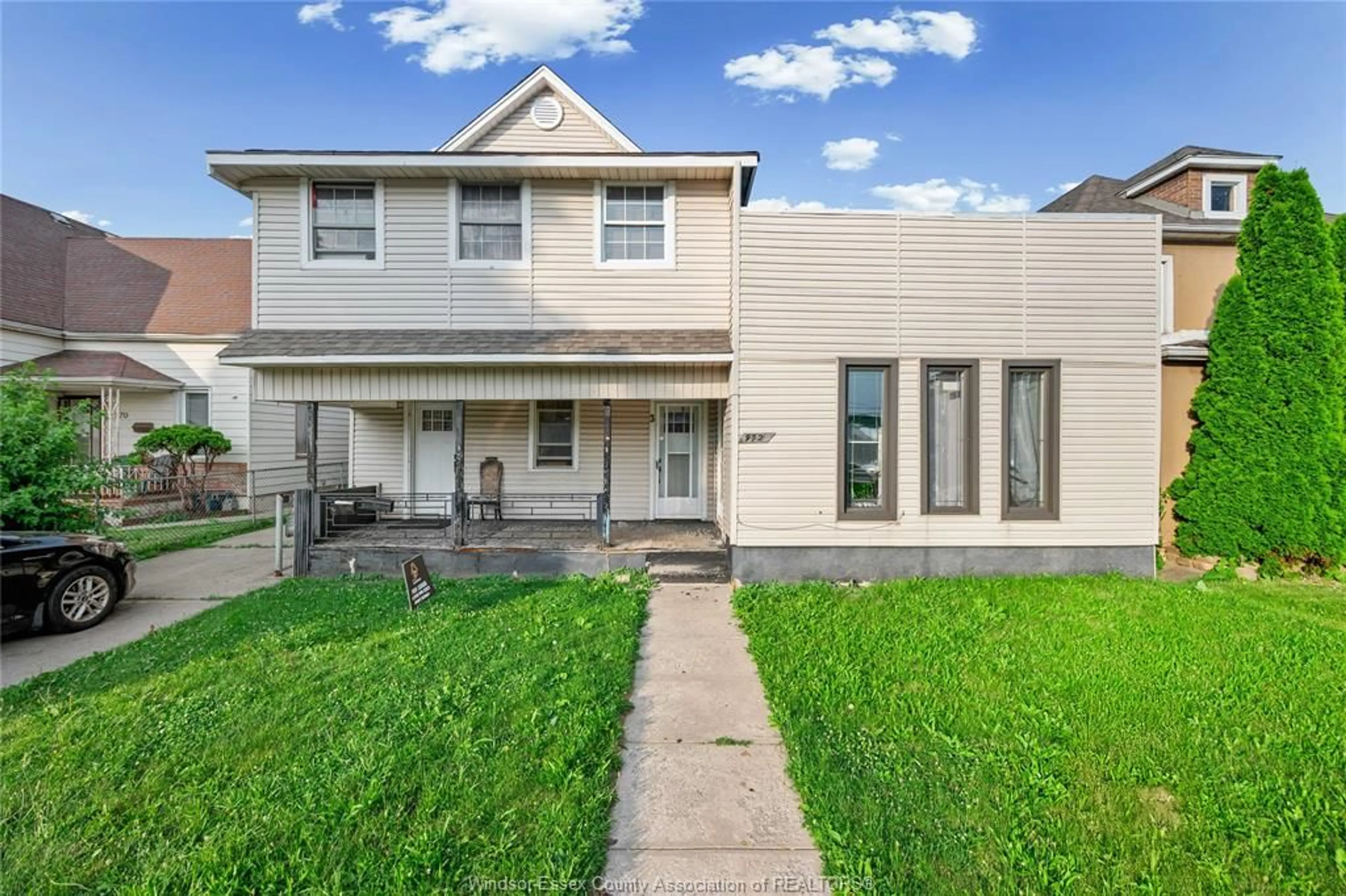 Home with vinyl exterior material, street for 972-976 LANGLOIS, Windsor Ontario N9A 2H3