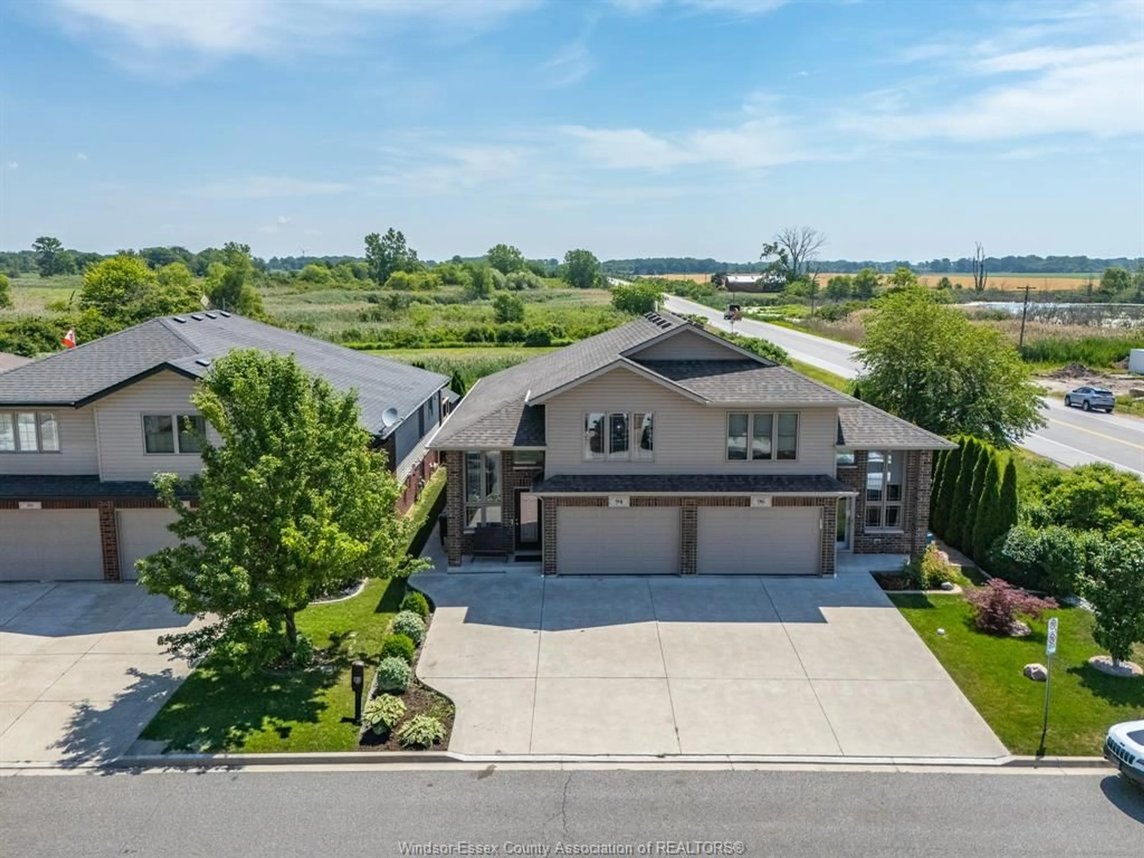 A pic from outside/outdoor area/front of a property/back of a property/a pic from drone, water/lake/river/ocean view for 94 Shaw Dr, Amherstburg Ontario N9V 0B3