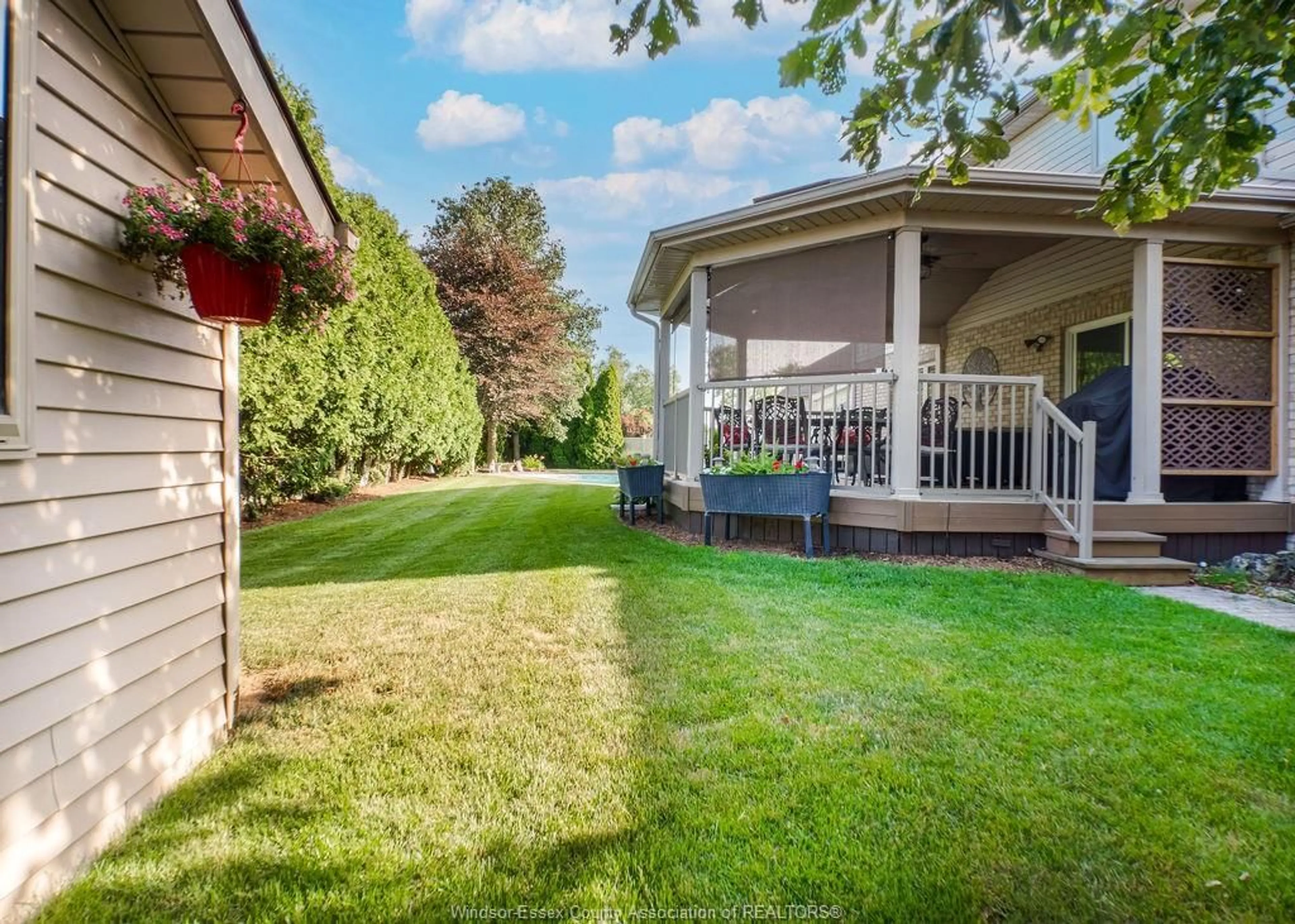 Patio, unknown for 128 Pheasant Run Dr, Lakeshore Ontario N8L 0Z7