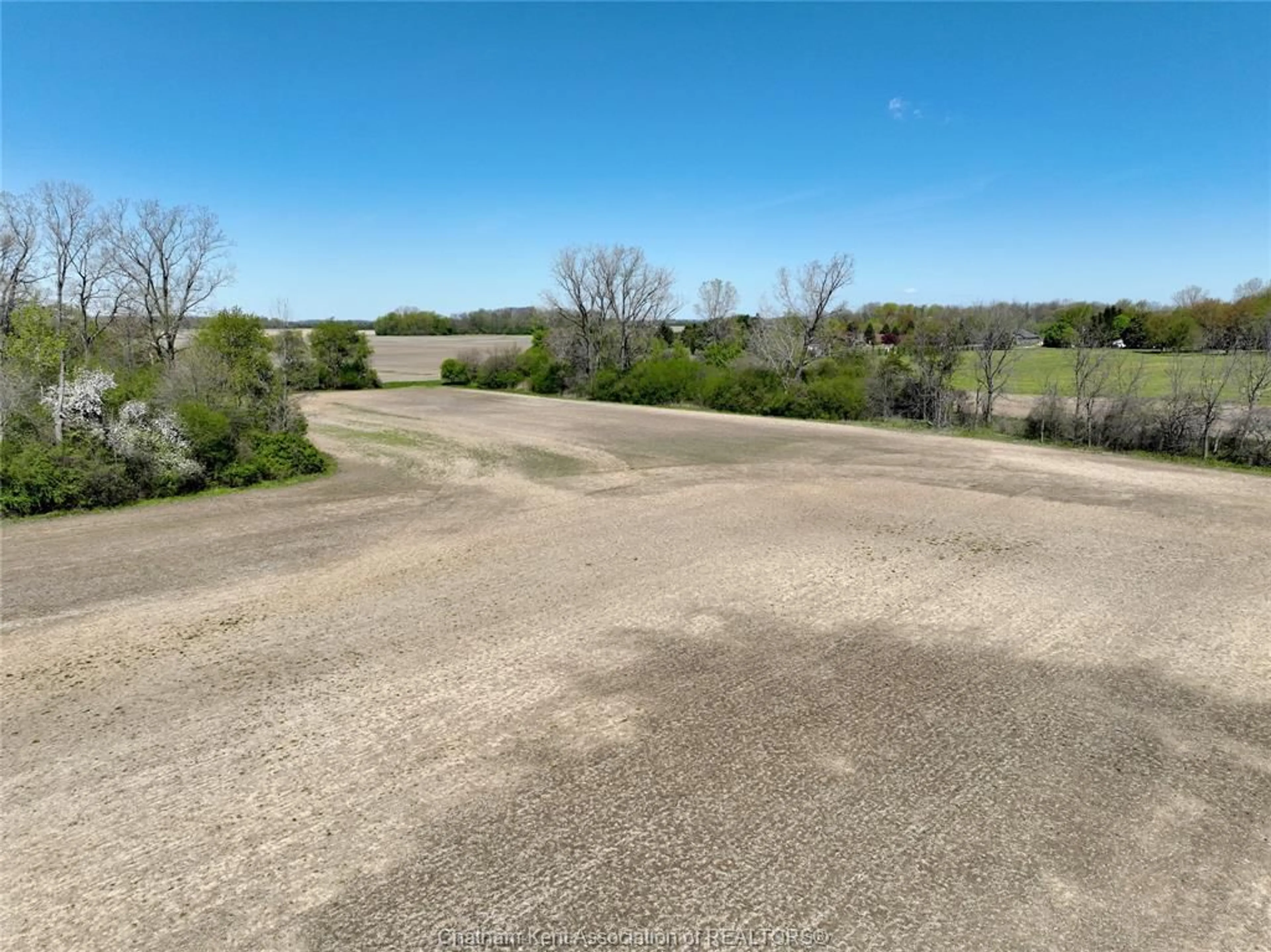 A pic from outside/outdoor area/front of a property/back of a property/a pic from drone, water/lake/river/ocean view for 4311 MARTHAVILLE Rd, Petrolia Ontario N0N 1R0
