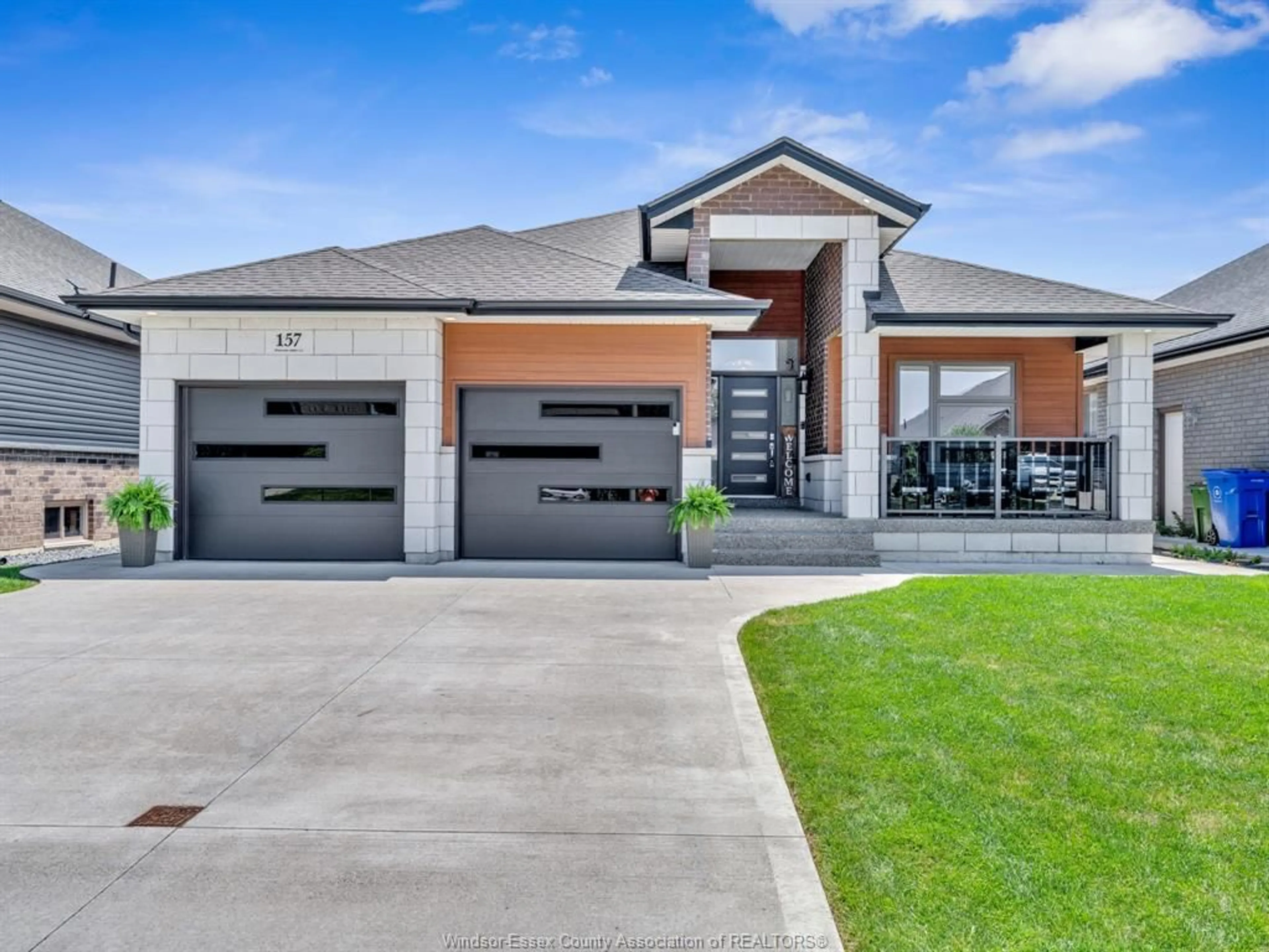 Home with brick exterior material, street for 157 TOWNSVIEW, Essex Ontario N8M 0A4