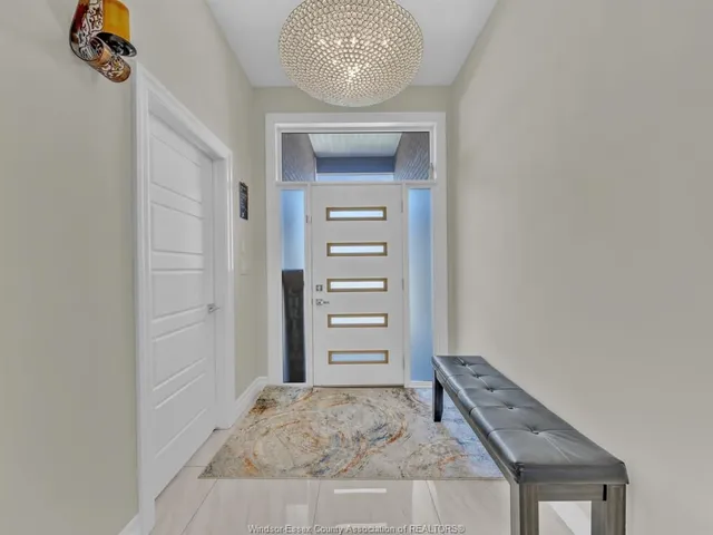 157 TOWNSVIEW, Essex 4