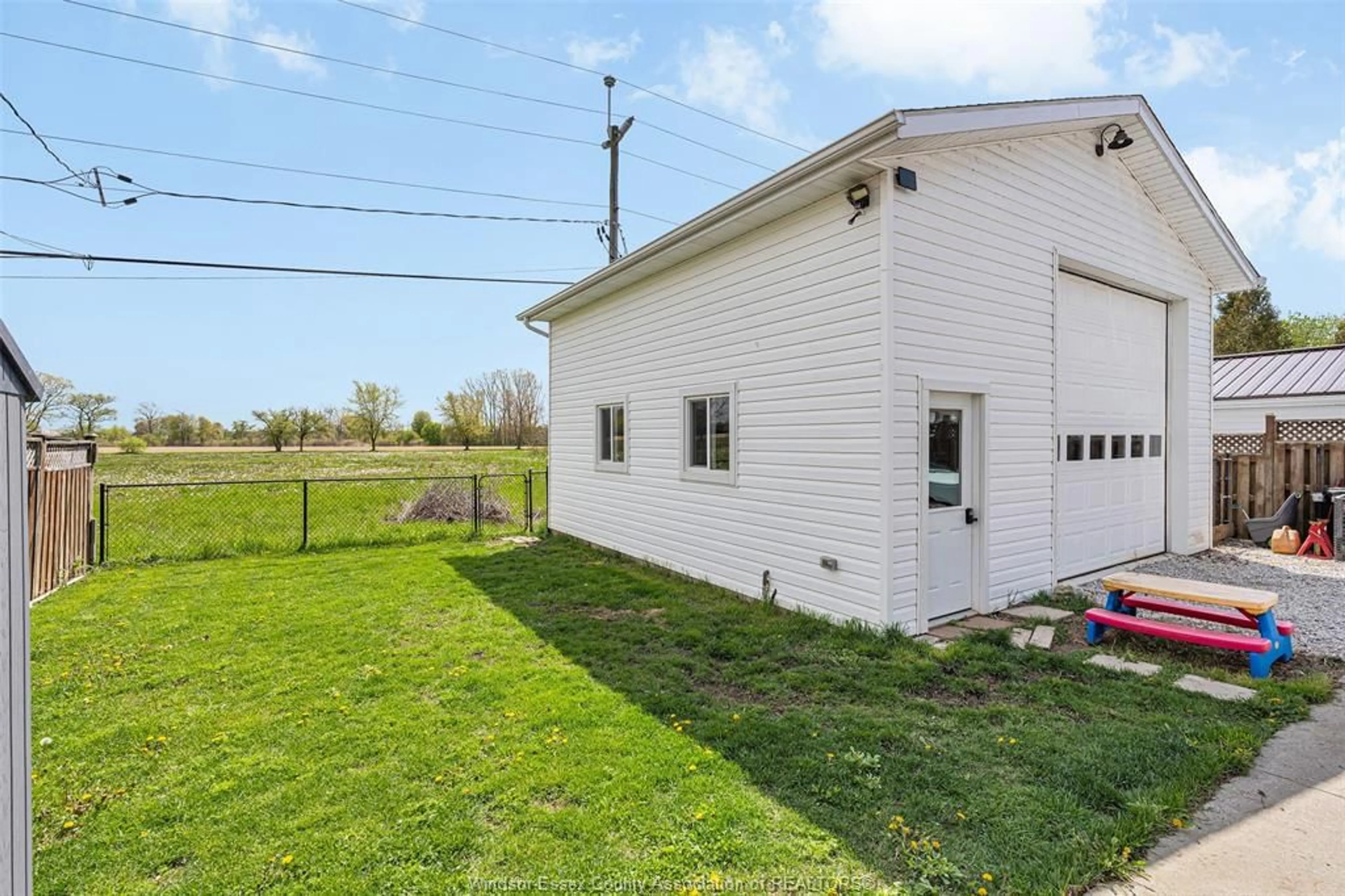 Unknown for 114 GLOUCESTER Dr, Colchester Ontario N0R 1G0