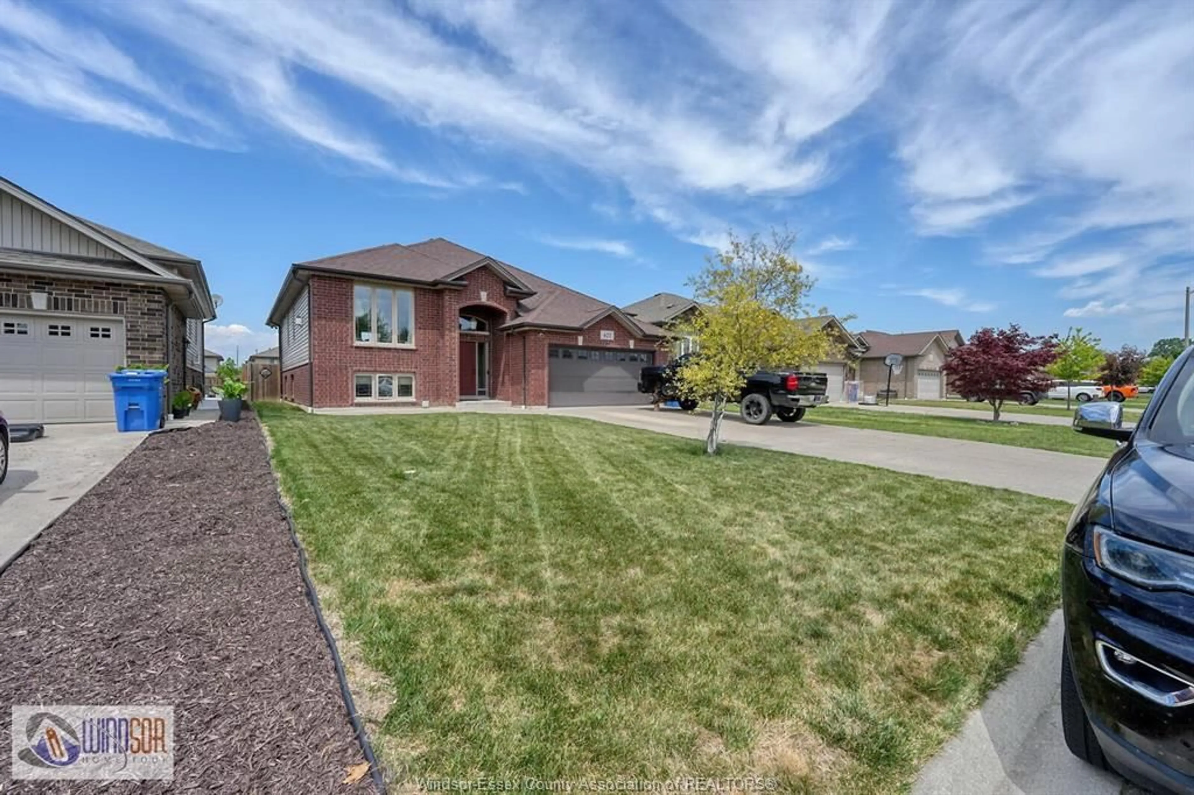 Home with brick exterior material, street for 422 WELSH, Amherstburg Ontario N9V 0C1