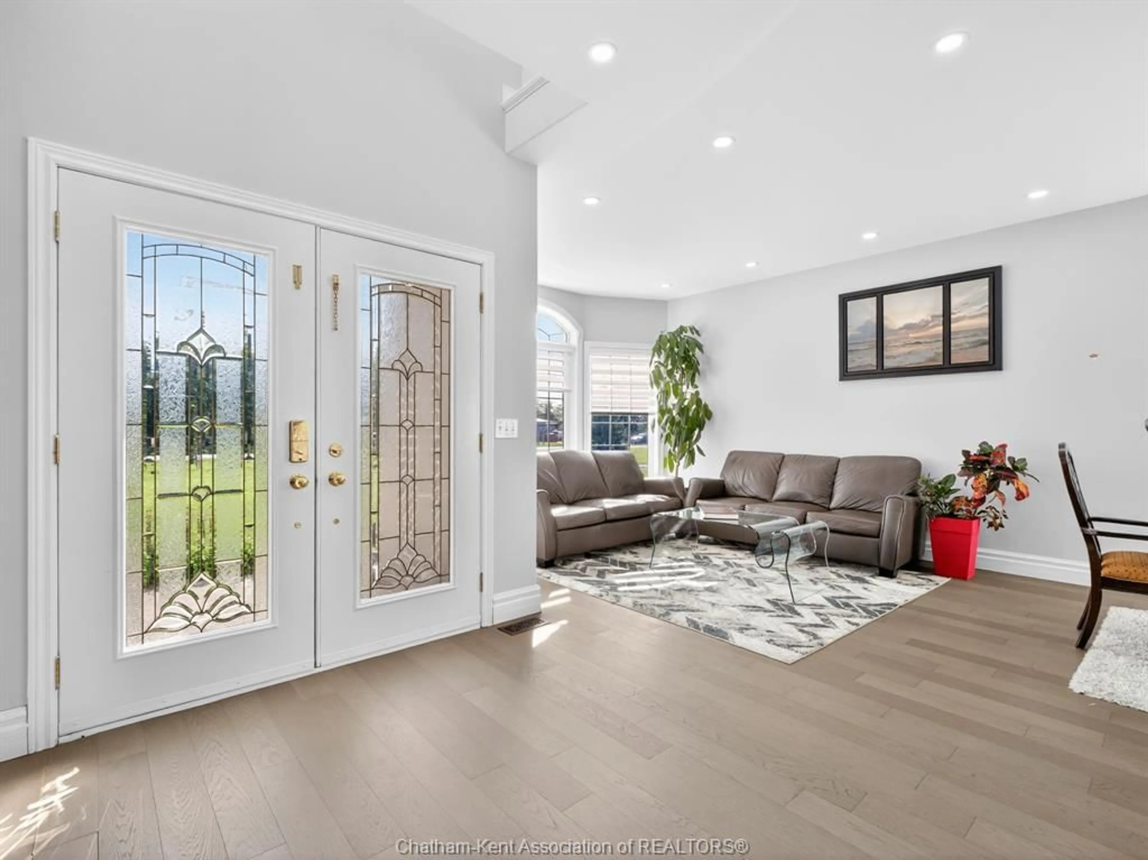 Indoor entryway for 1951 County Rd 27 ..., Woodslee Ontario N0R 1V0