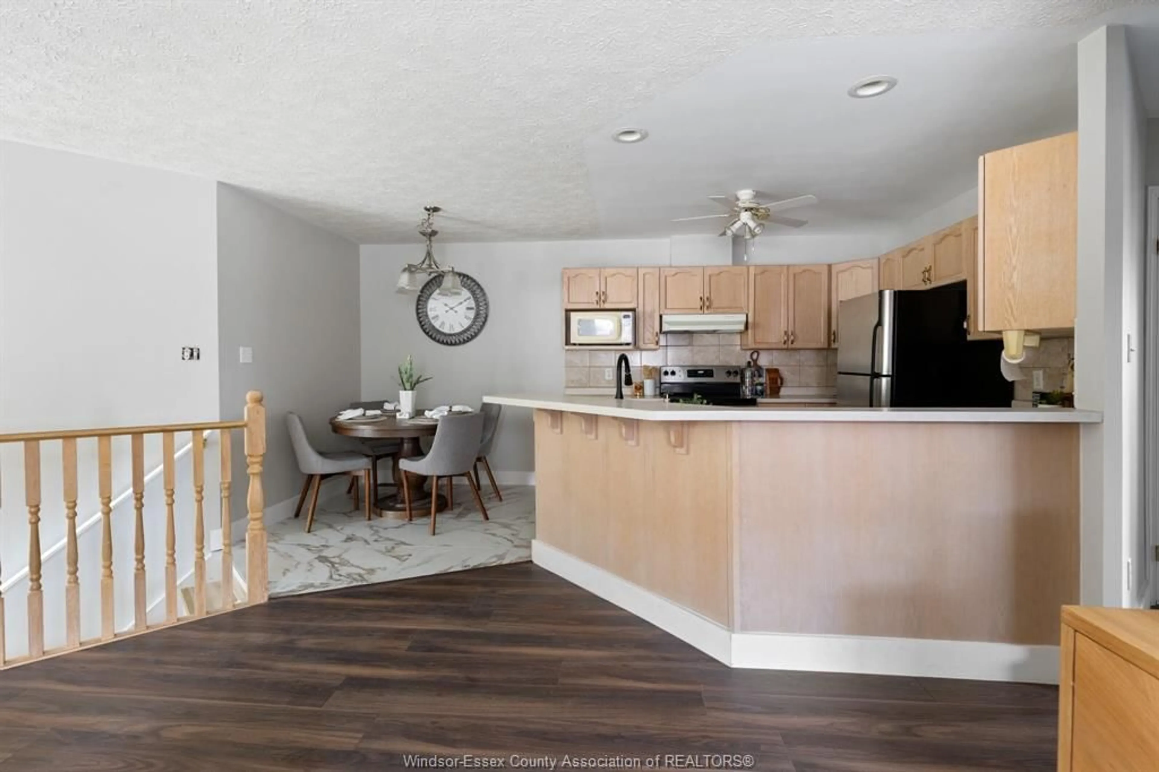 Open concept kitchen, wood/laminate floor for 1157 ST. PAUL Ave, Windsor Ontario N8S 4T6