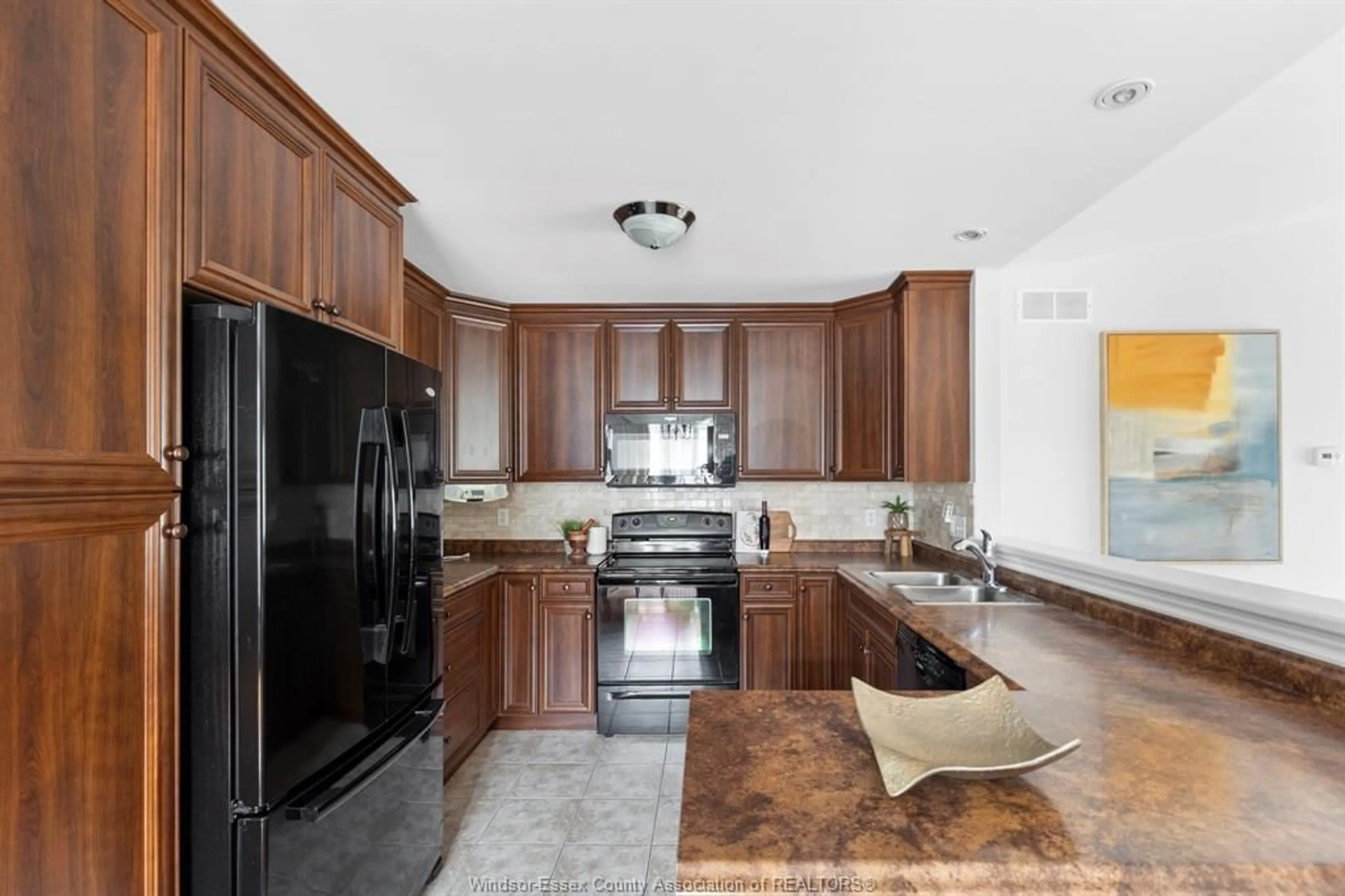 Contemporary kitchen, ceramic/tile floor for 11096 STURGEON St, Windsor Ontario N8P 1M4