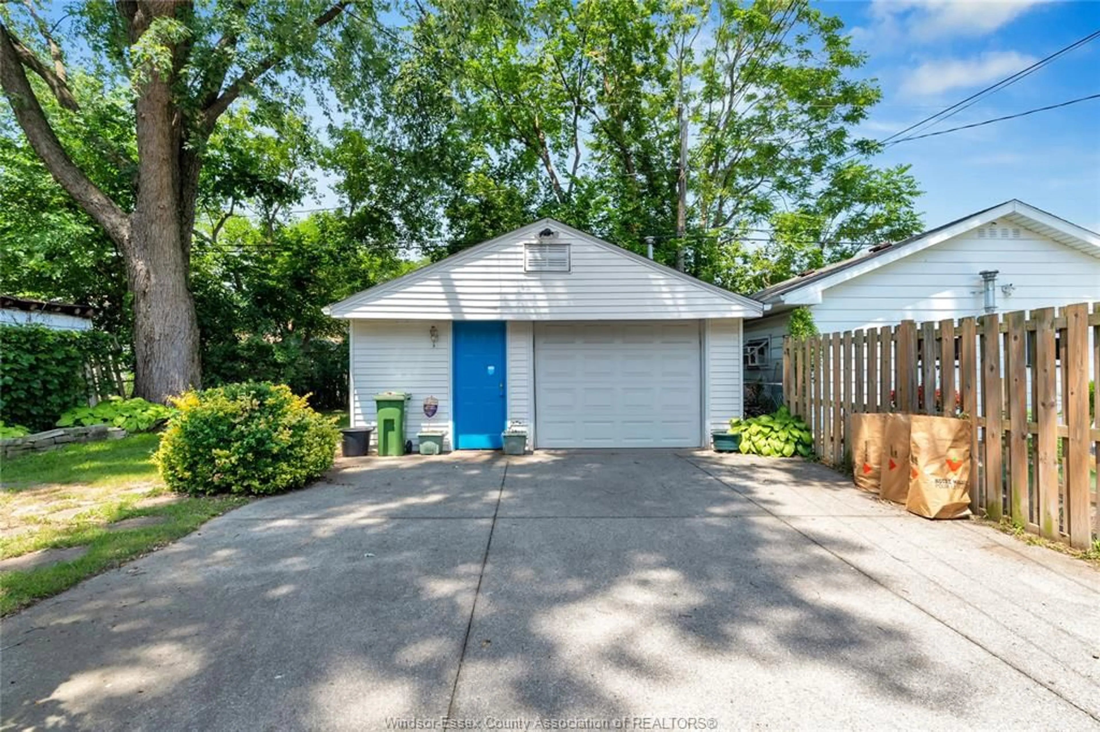 Shed for 3612 Girardot, Windsor Ontario N9C 1W5