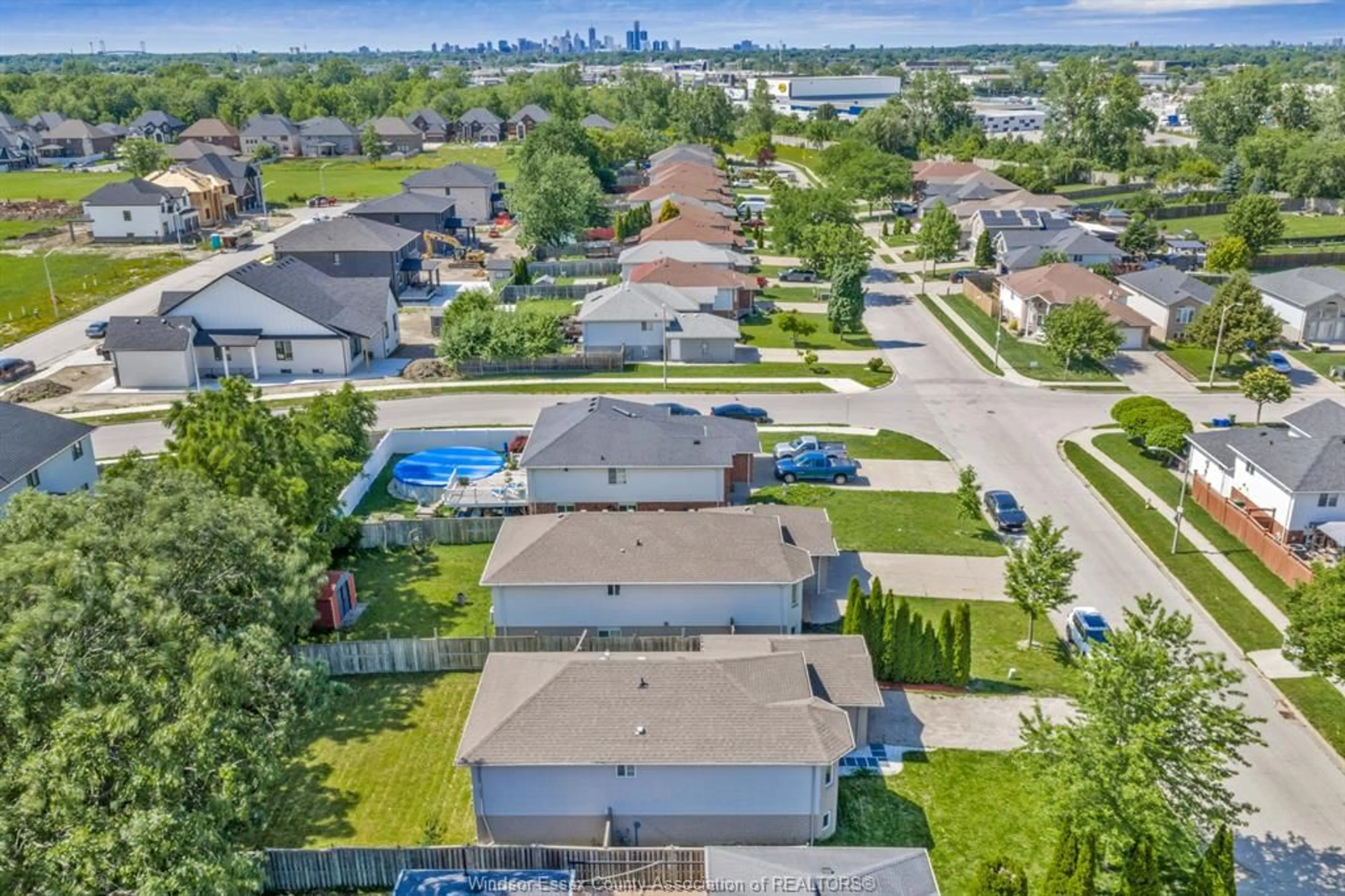 A pic from outside/outdoor area/front of a property/back of a property/a pic from drone, water/lake/river/ocean view for 3711 MAGUIRE, Windsor Ontario N9E 4V3