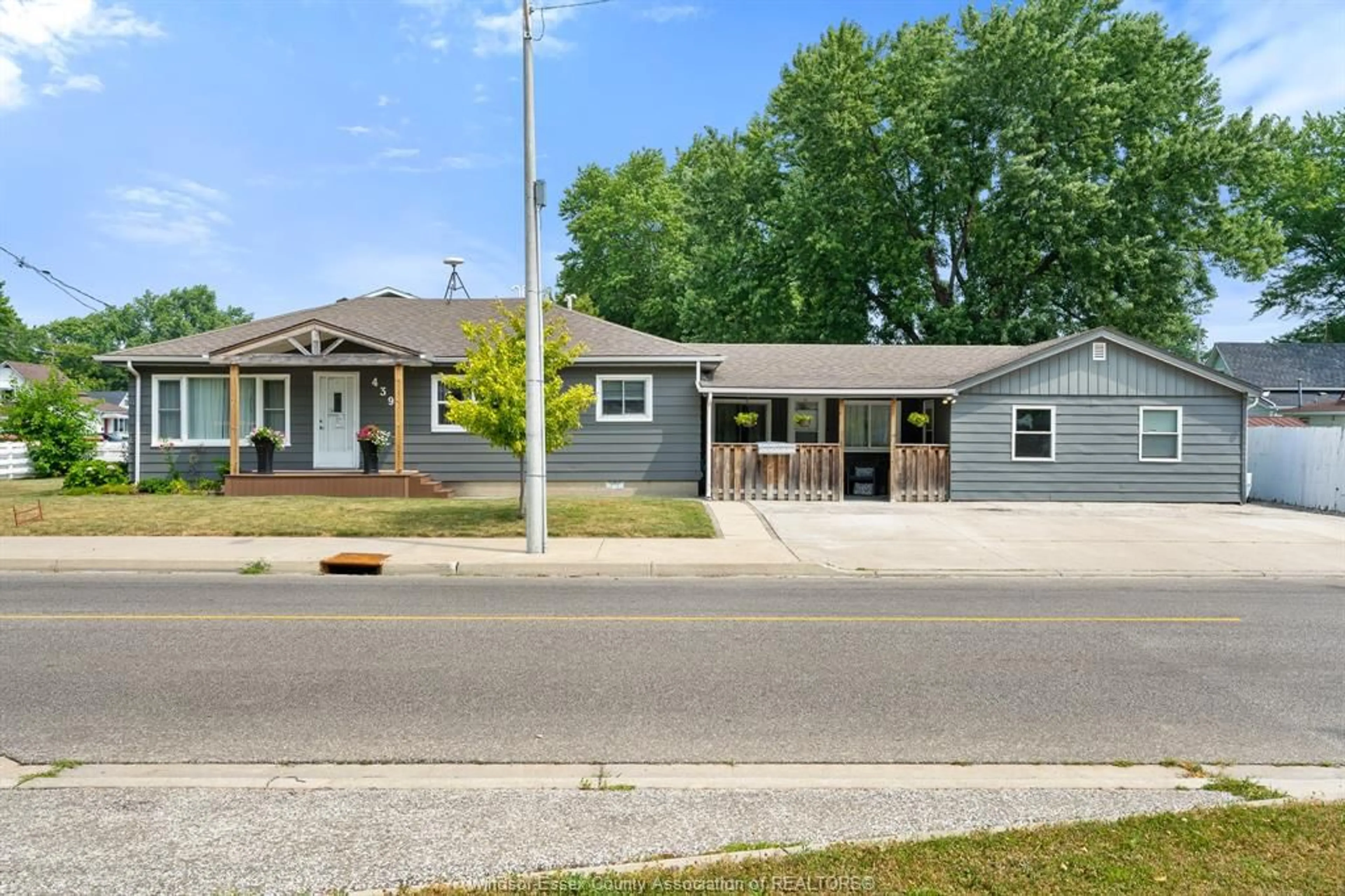 Home with vinyl exterior material, street for 439 St. Peter St, Belle River Ontario N0R 1A0