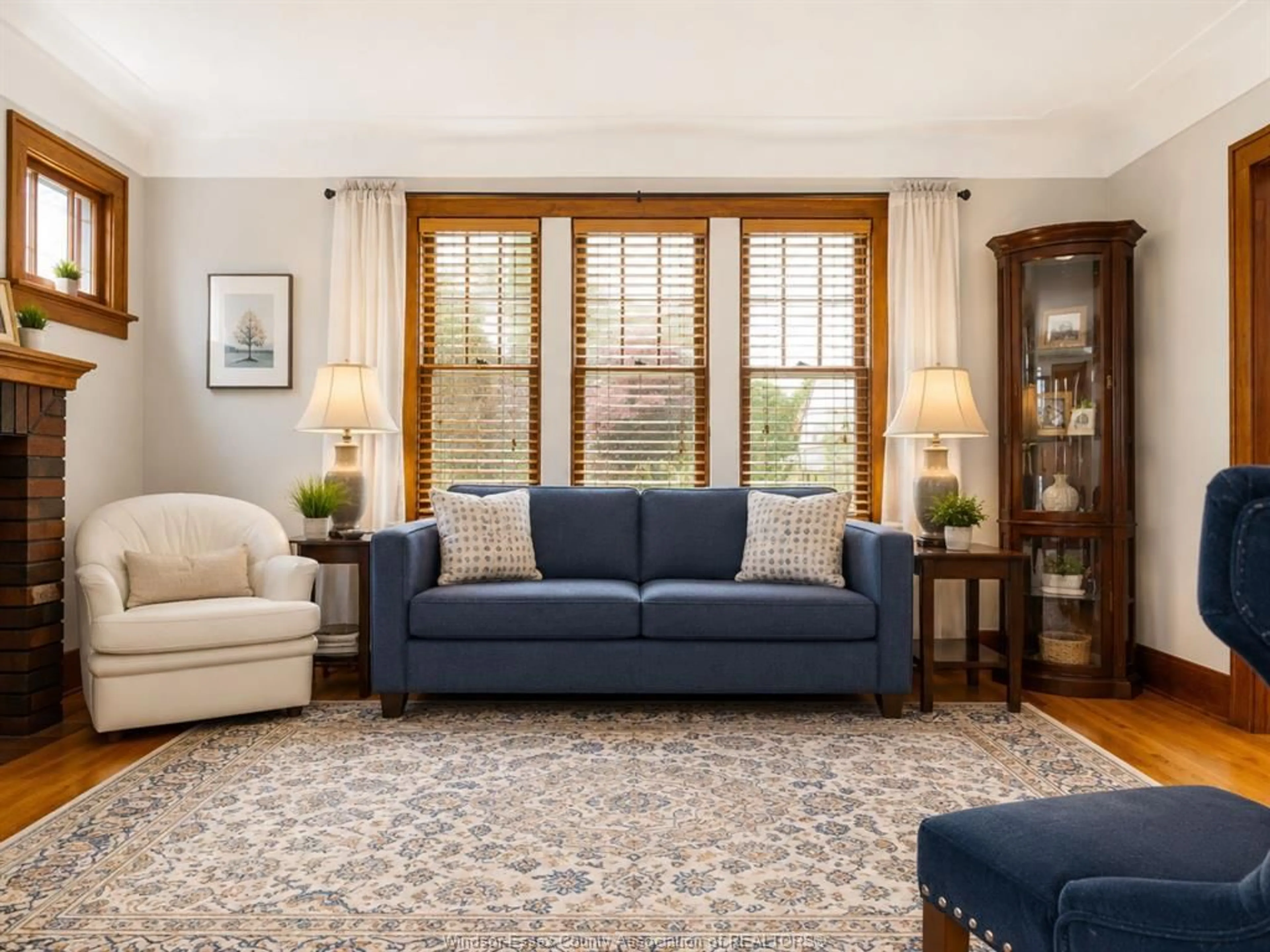 Living room with furniture, carpet floor for 2306 LINCOLN Rd, Windsor Ontario N8W 2R5