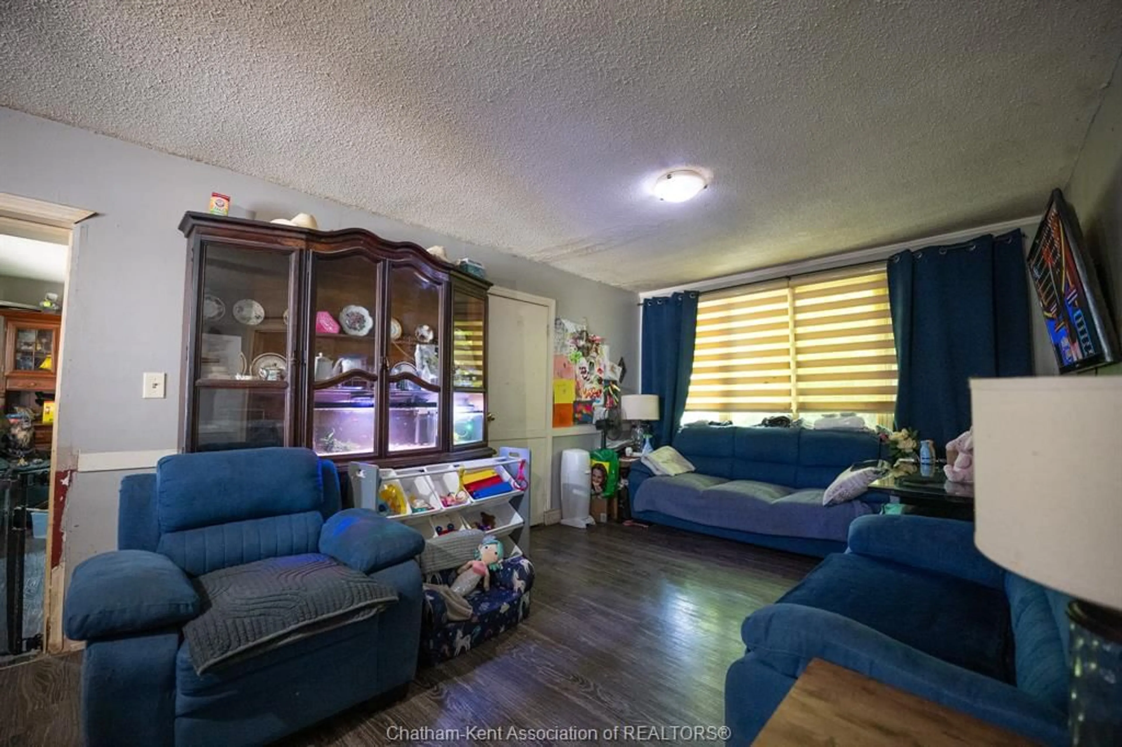 Living room with furniture, unknown for 34 CAMPBELL St, Chatham Ontario N7L 5C5