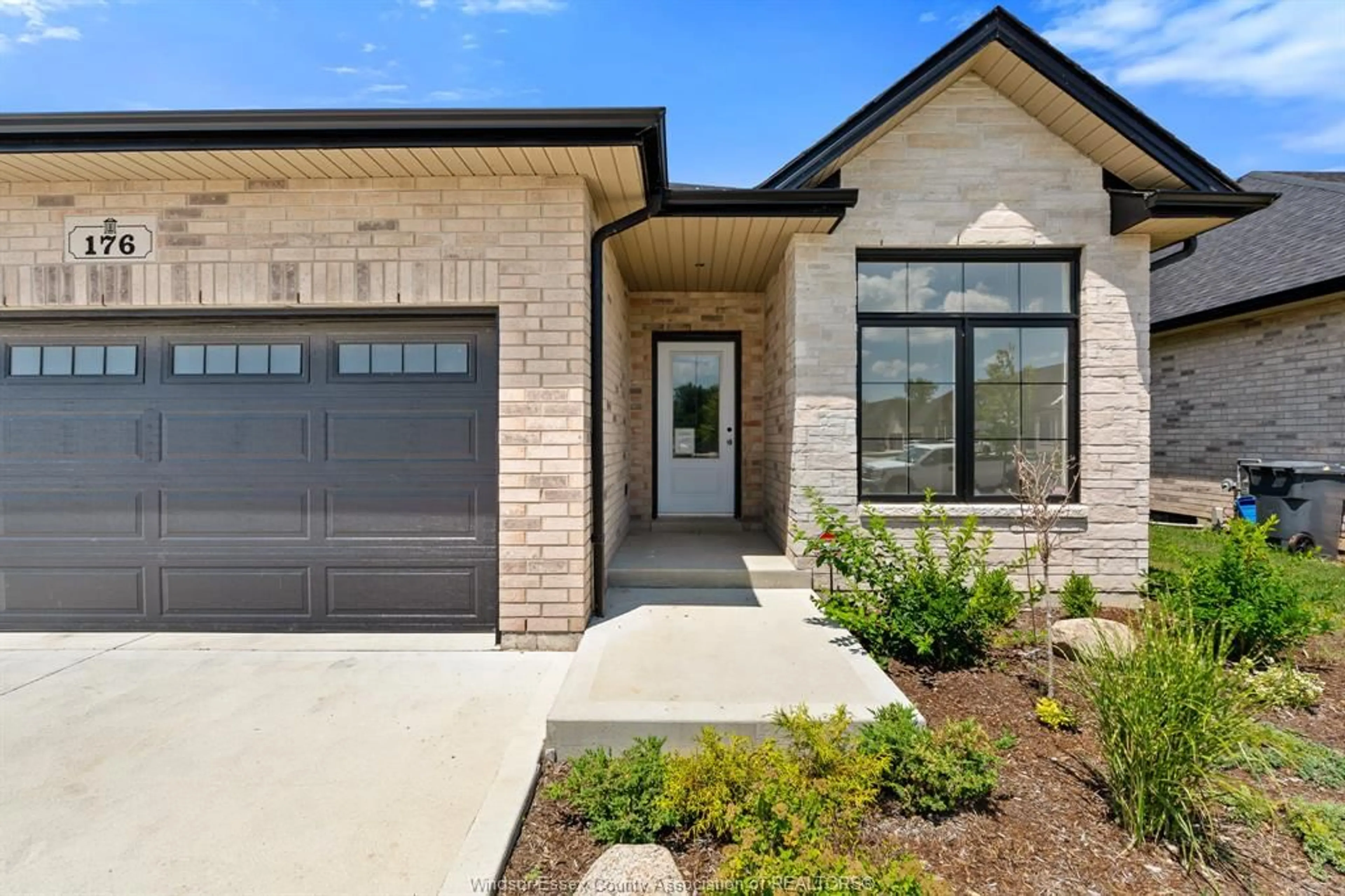 Home with brick exterior material, street for 176 McLellan Ave, Amherstburg Ontario N9V 0H1