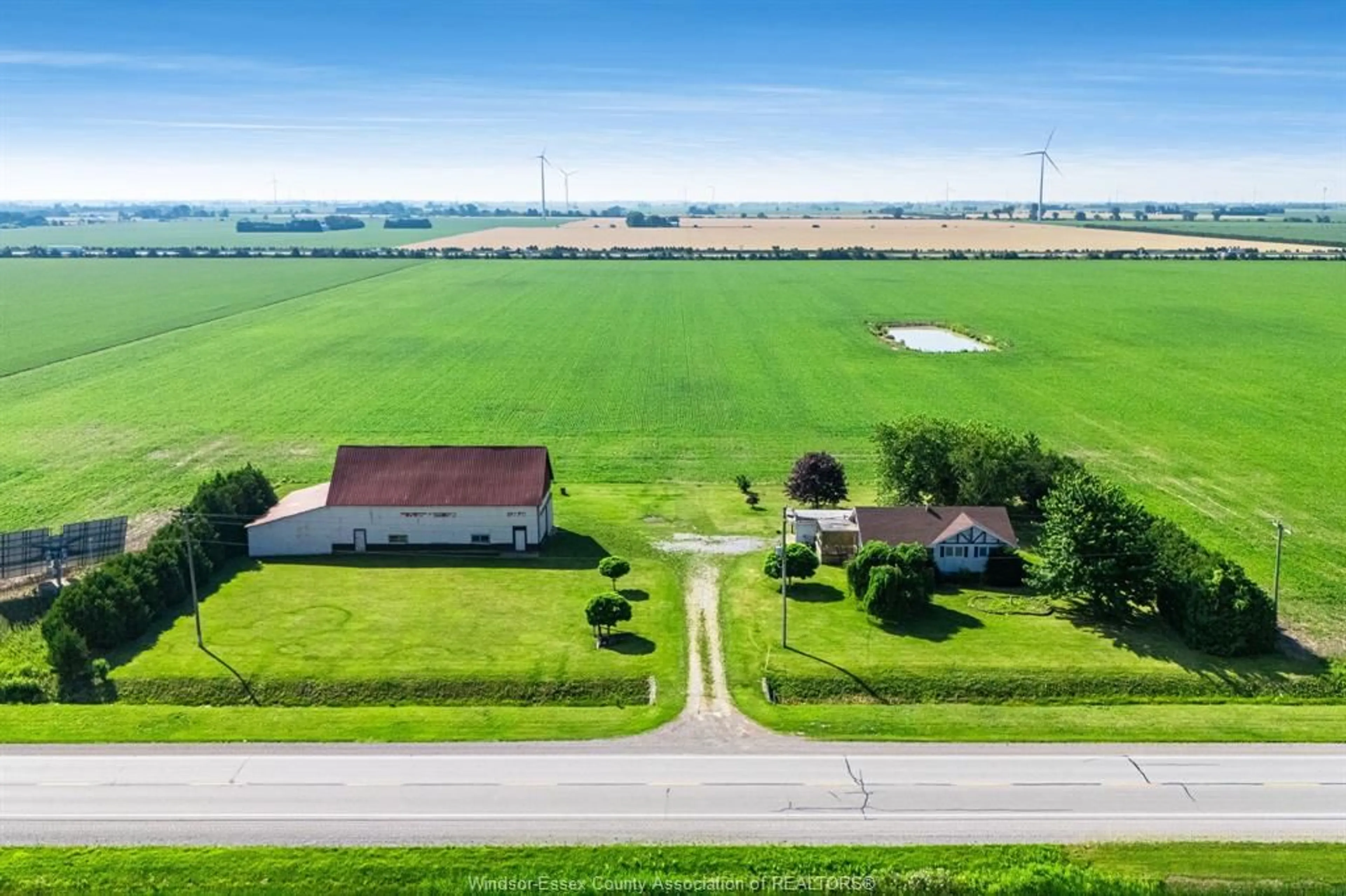A pic from outside/outdoor area/front of a property/back of a property/a pic from drone, unknown for 5016 Queens Line, Tilbury Ontario N0P 2L0