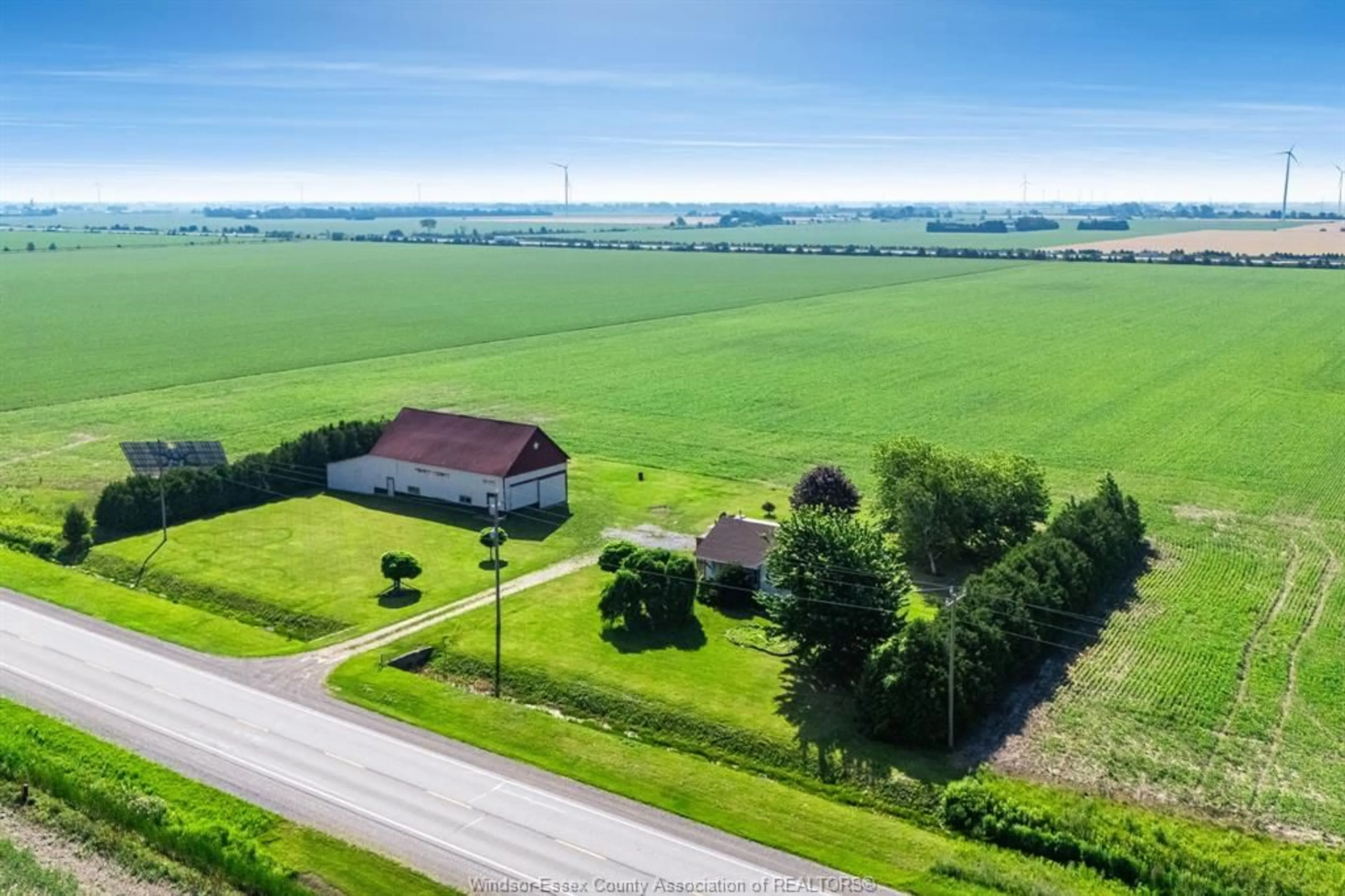 A pic from outside/outdoor area/front of a property/back of a property/a pic from drone, unknown for 5016 Queens Line, Tilbury Ontario N0P 2L0