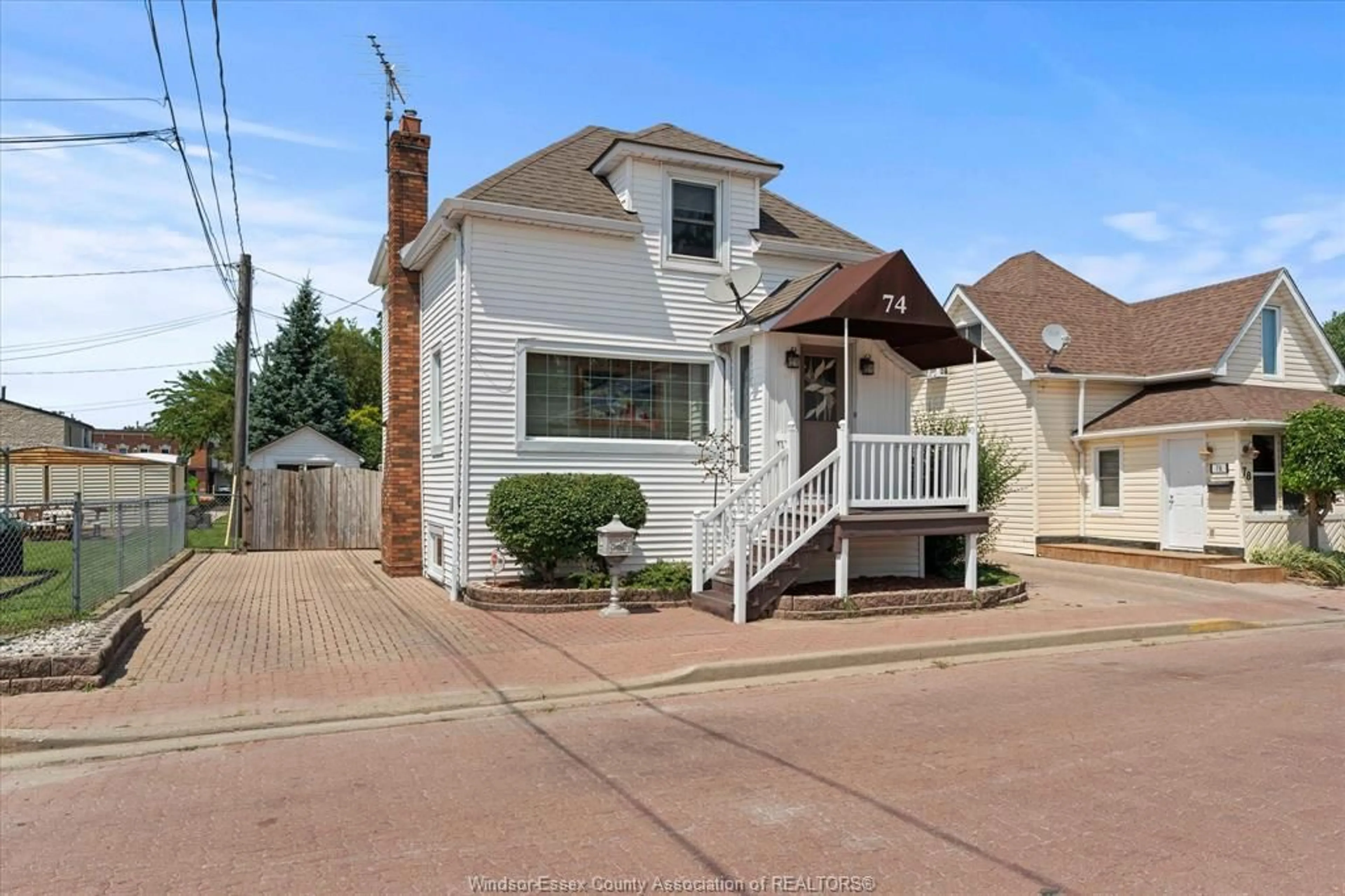 Unknown for 74 GORE St, Amherstburg Ontario N9V 1K4