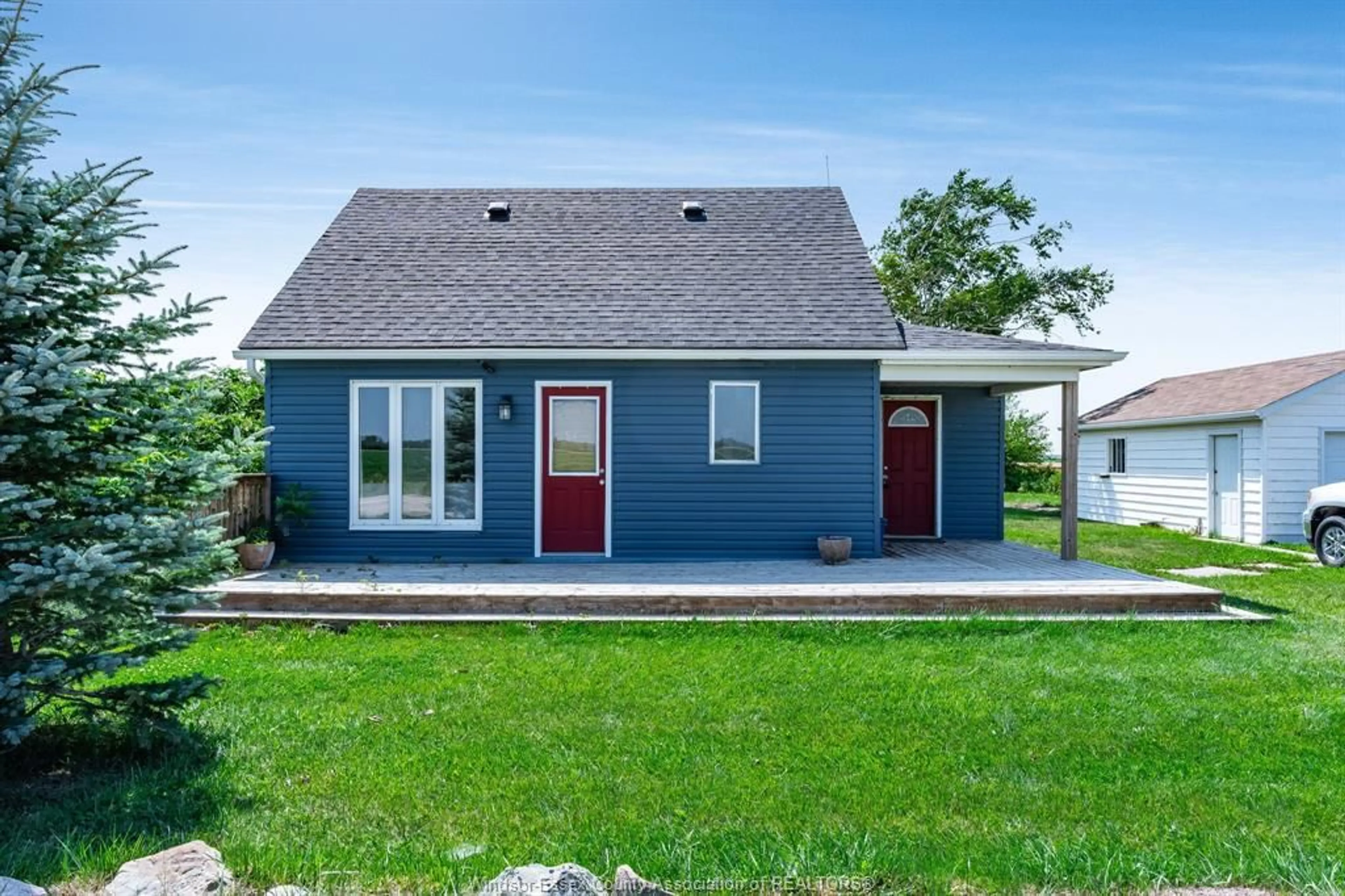 Home with vinyl exterior material, street for 20838 A & B Sideroad, Merlin Ontario N0P 1W0