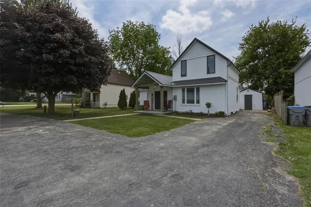 8073 Francis St, Brooke-Alvinston 2