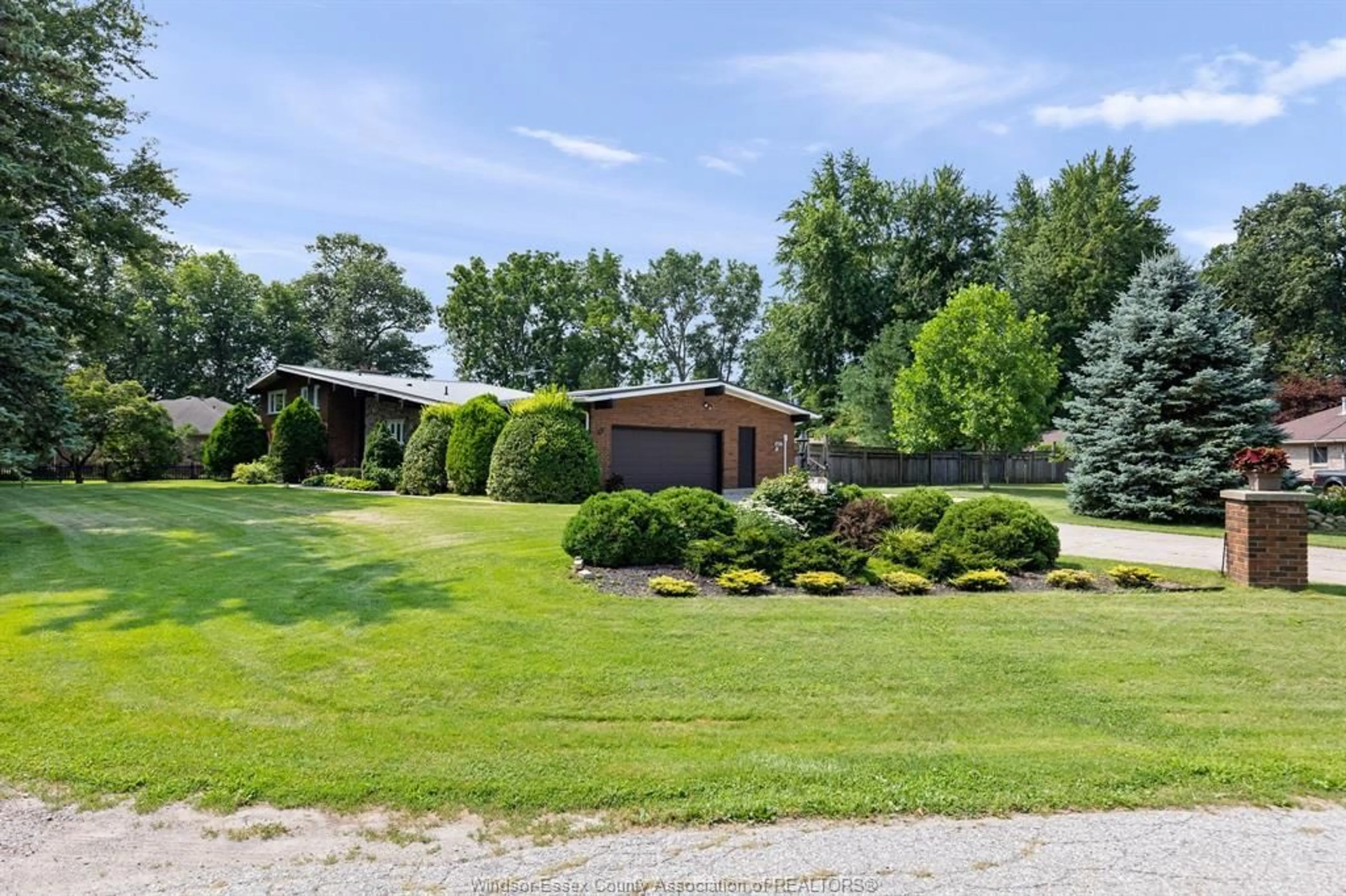 A pic from outside/outdoor area/front of a property/back of a property/a pic from drone, water/lake/river/ocean view for 69 KAEL Cres, Harrow Ontario N0R 1G0