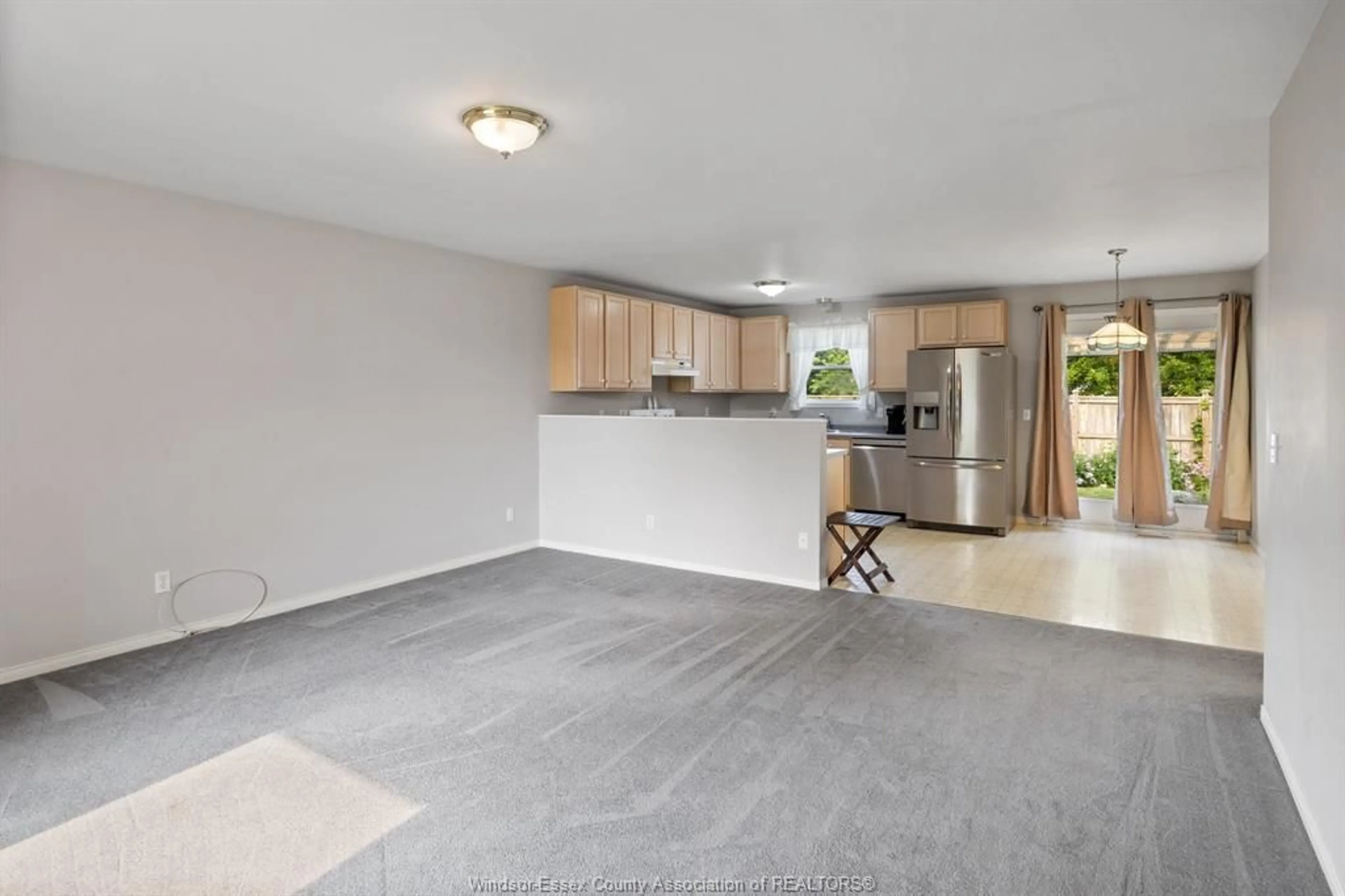 Open concept kitchen, unknown for 450 THORN RIDGE Cres, Amherstburg Ontario N9V 3Y2