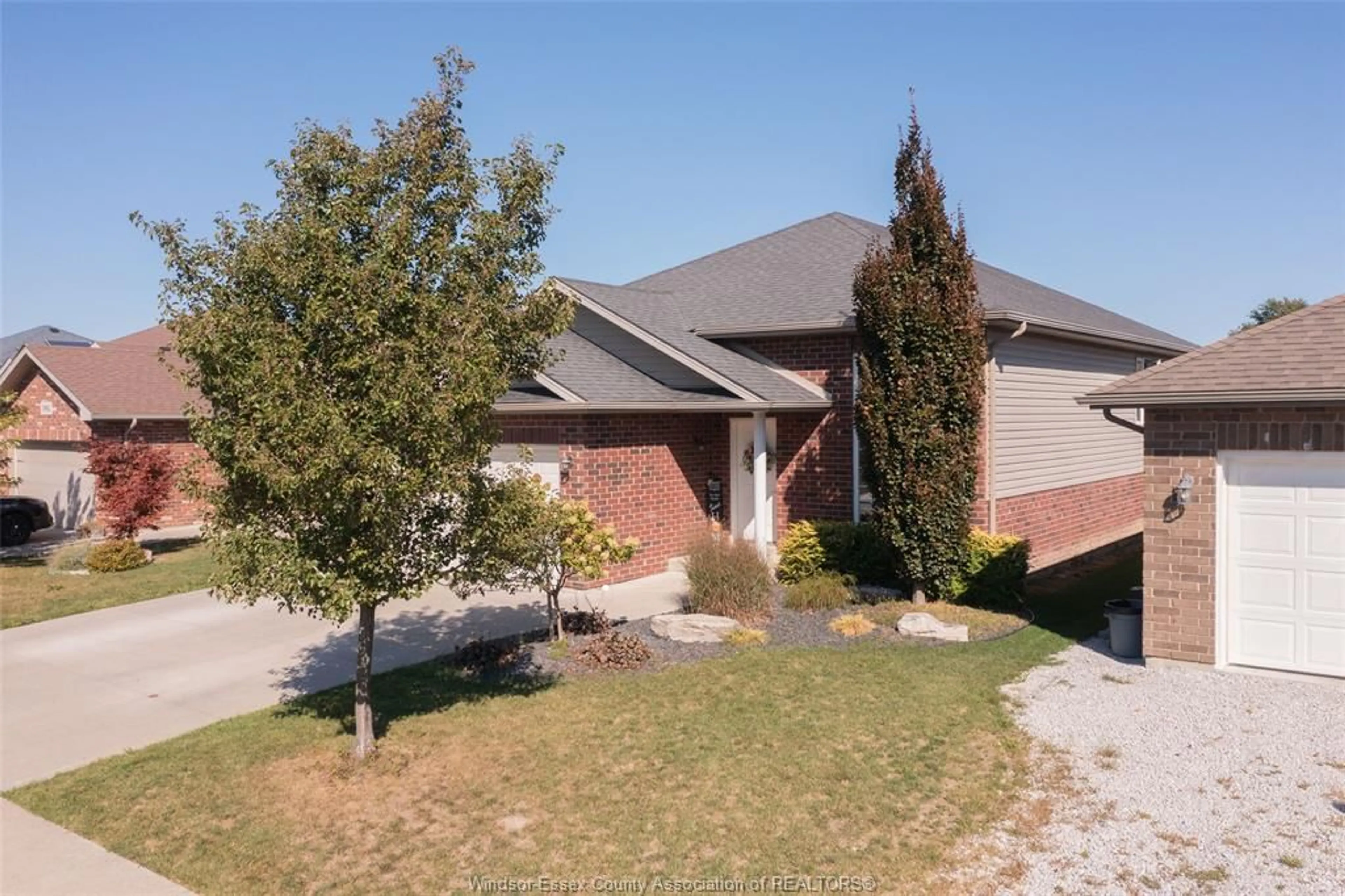 Home with brick exterior material, street for 1168 IVANHILL Ave, Windsor Ontario N8P 0B5