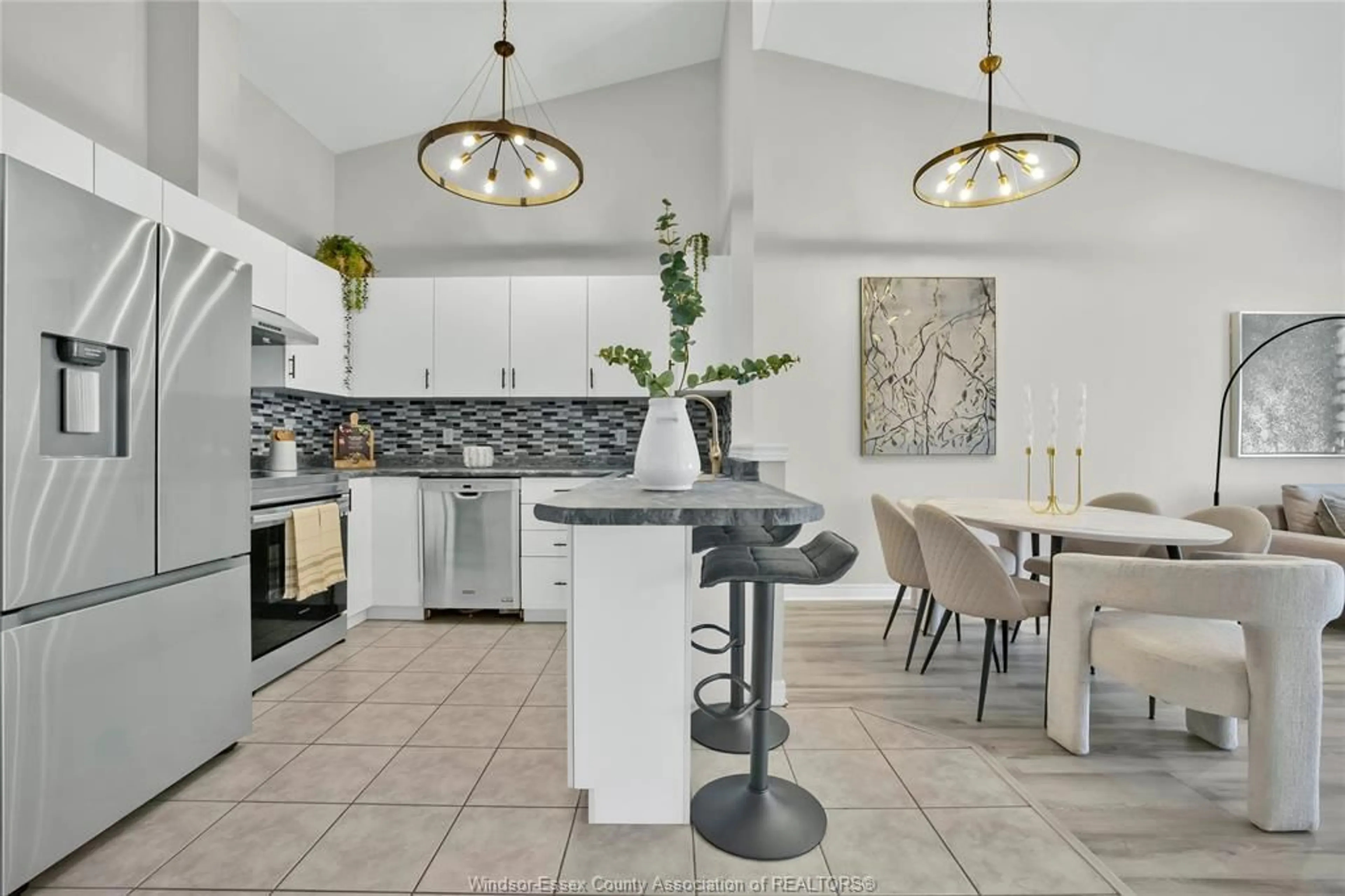 Open concept kitchen, ceramic/tile floor for 11421 CORMORANT, Windsor Ontario N8P 1L7