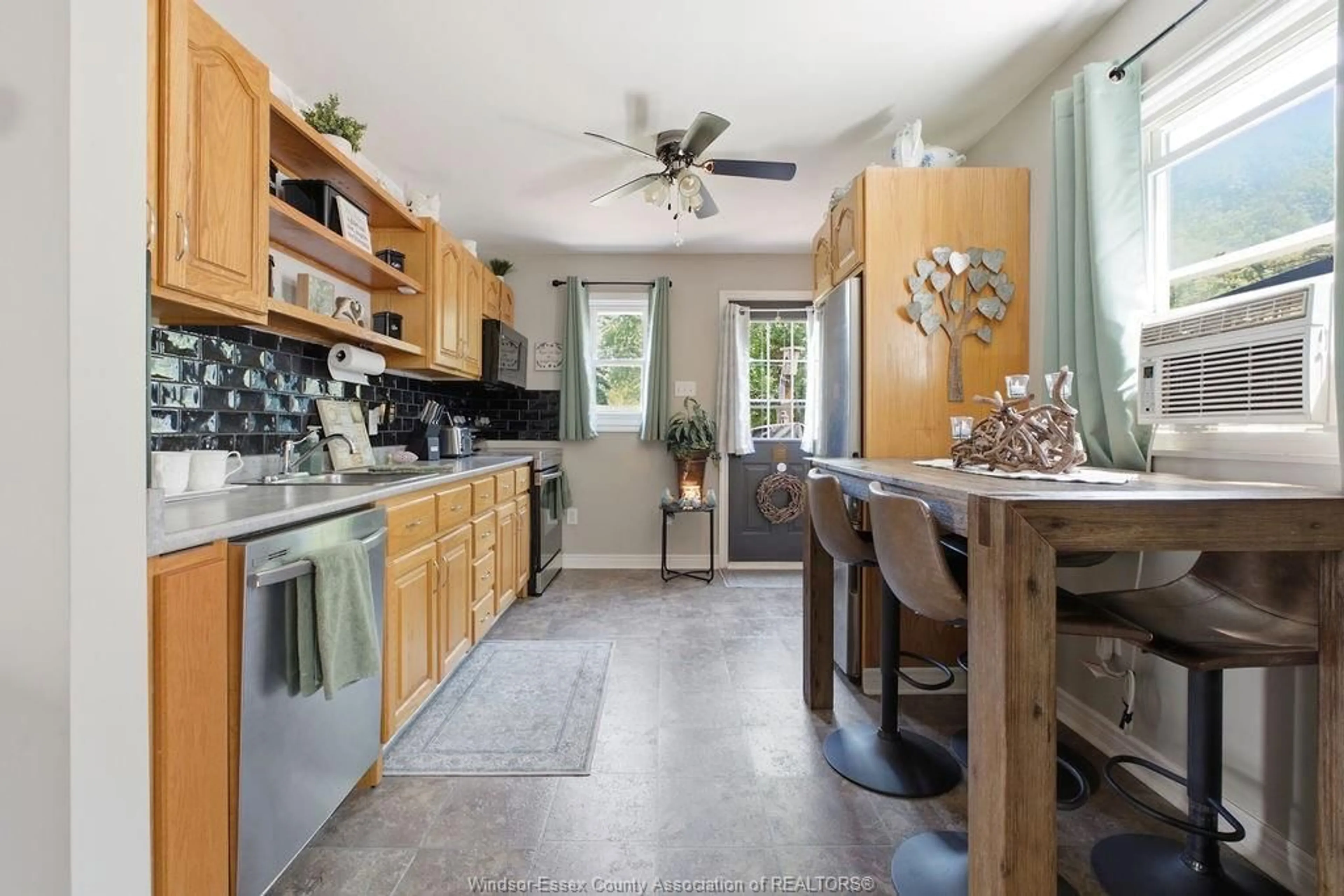 Open concept kitchen, ceramic/tile floor for 1030 CAMPBELL Ave, Windsor Ontario N9B 2J3