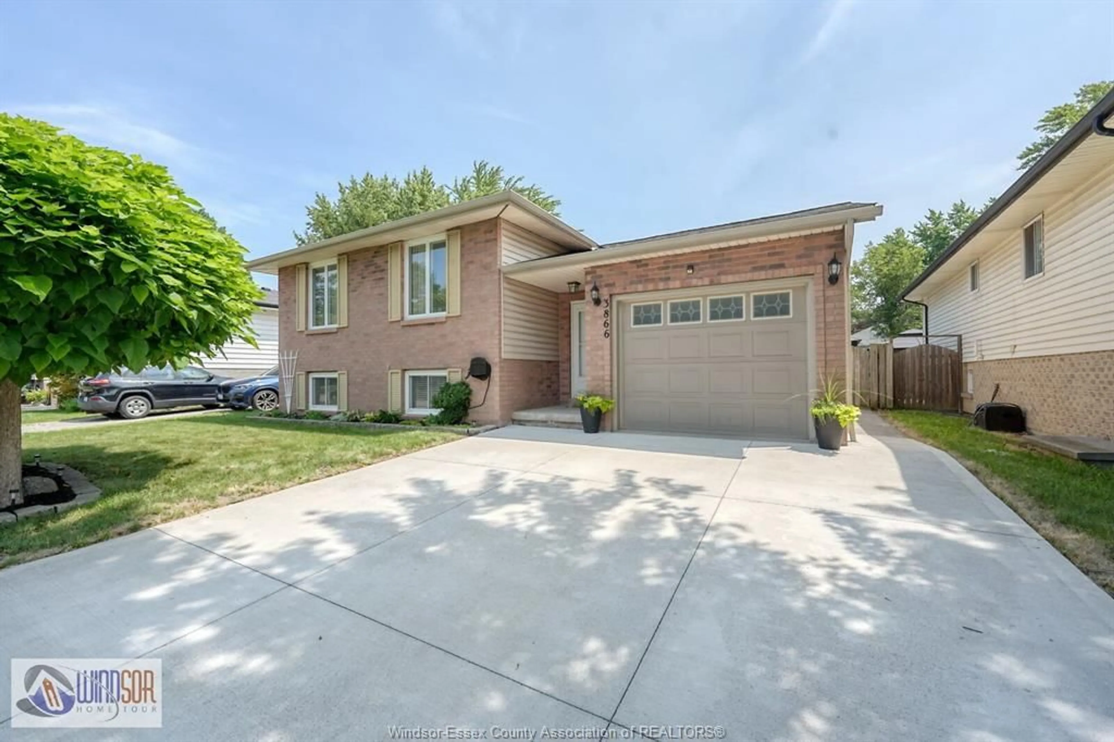 Home with brick exterior material, street for 3866 BLISS, Windsor Ontario N8W 4Z6