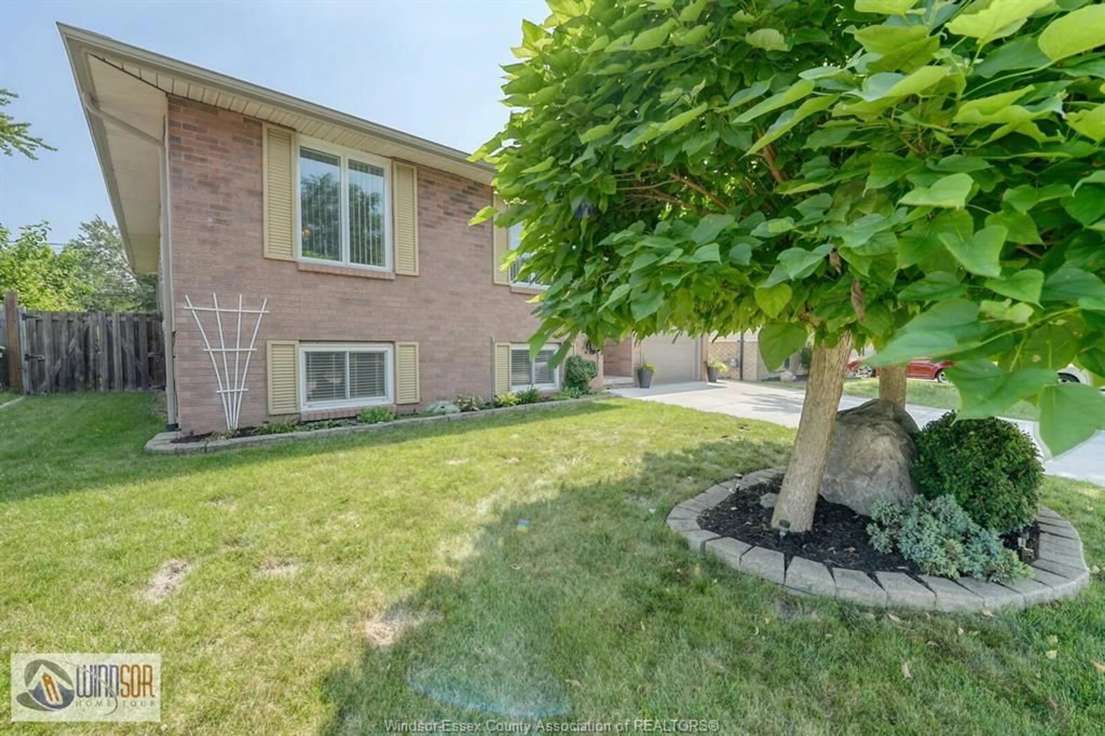 Unknown for 3866 BLISS, Windsor Ontario N8W 4Z6