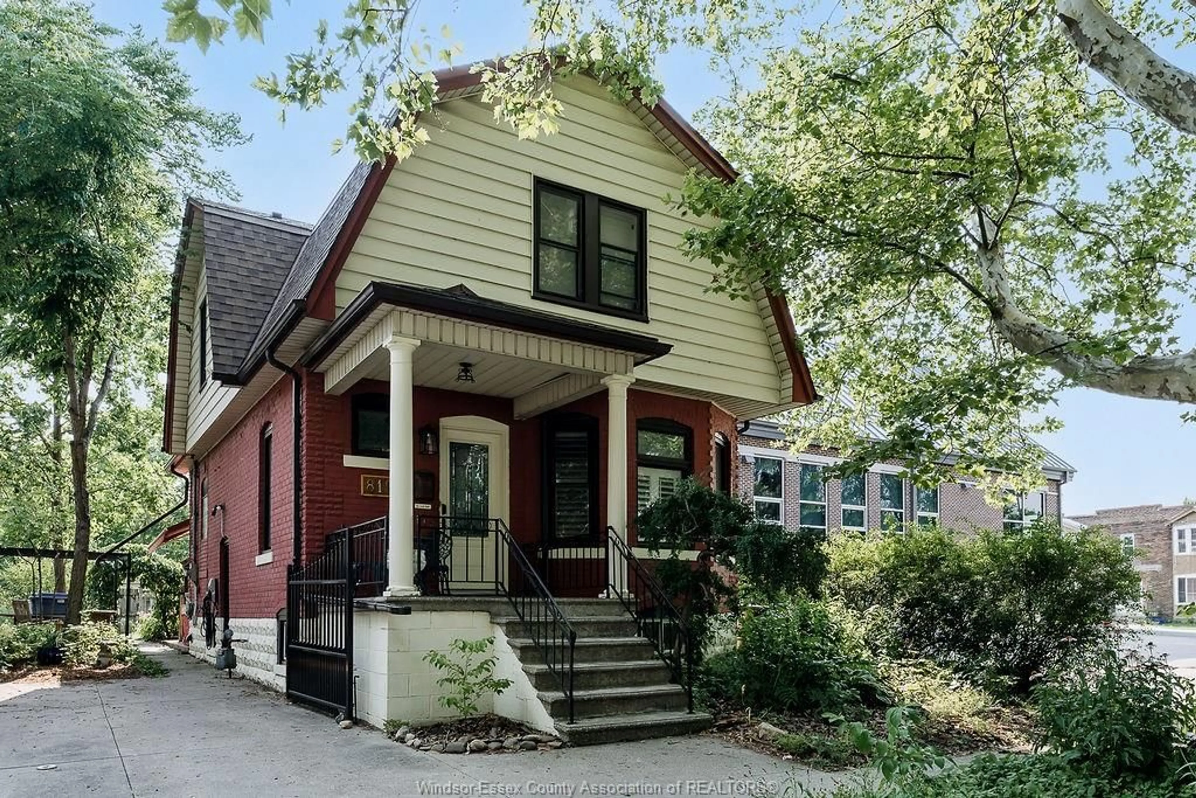 Home with brick exterior material, street for 819 Windermere, Windsor Ontario N8Y 3E3
