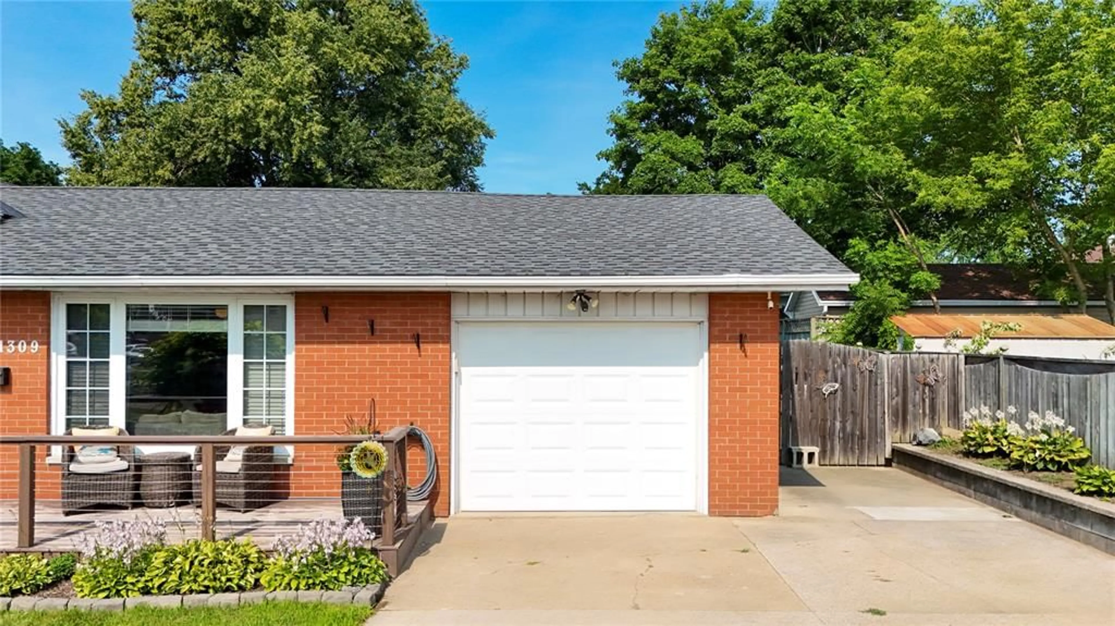 Home with brick exterior material, street for 1309 INDIAN Rd, Sarnia Ontario N7V 4C6