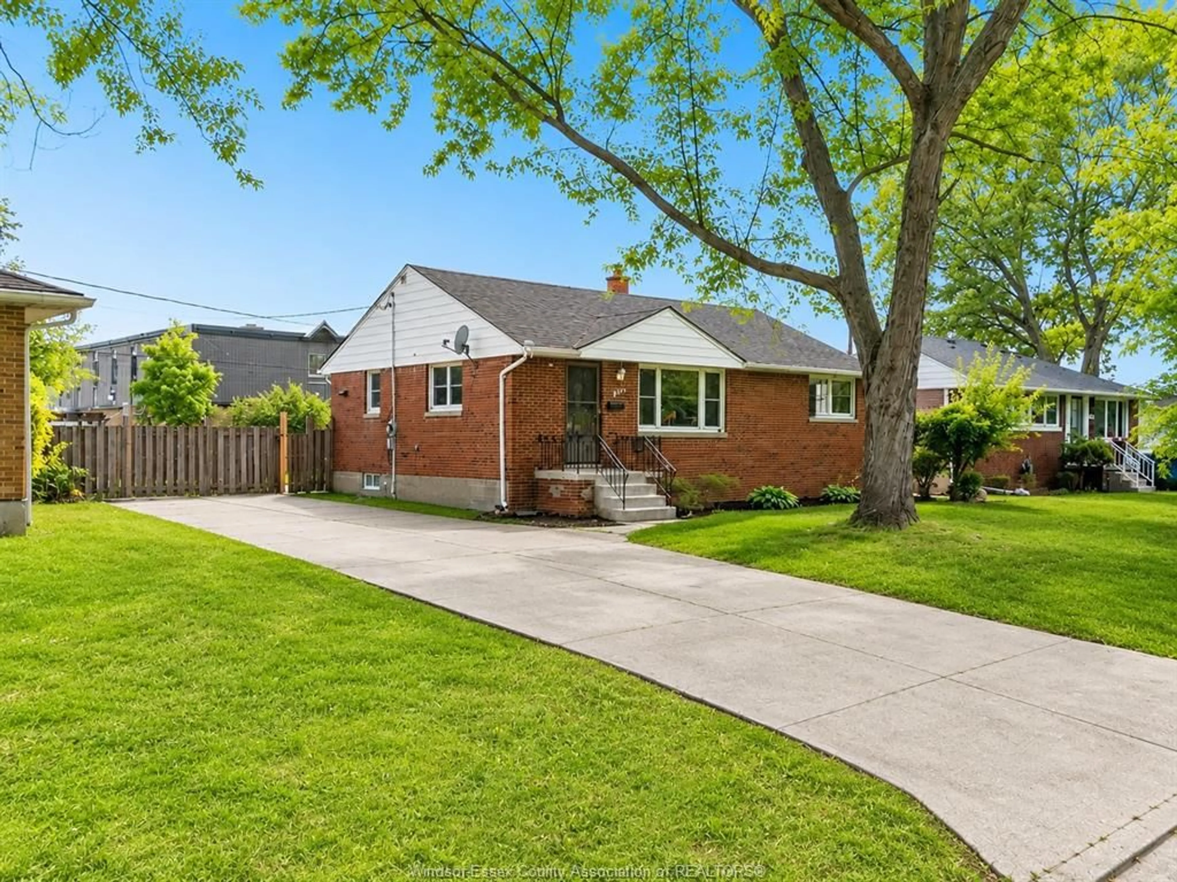 Home with brick exterior material, street for 3621 MCKAY Ave, Windsor Ontario N9E 2S3