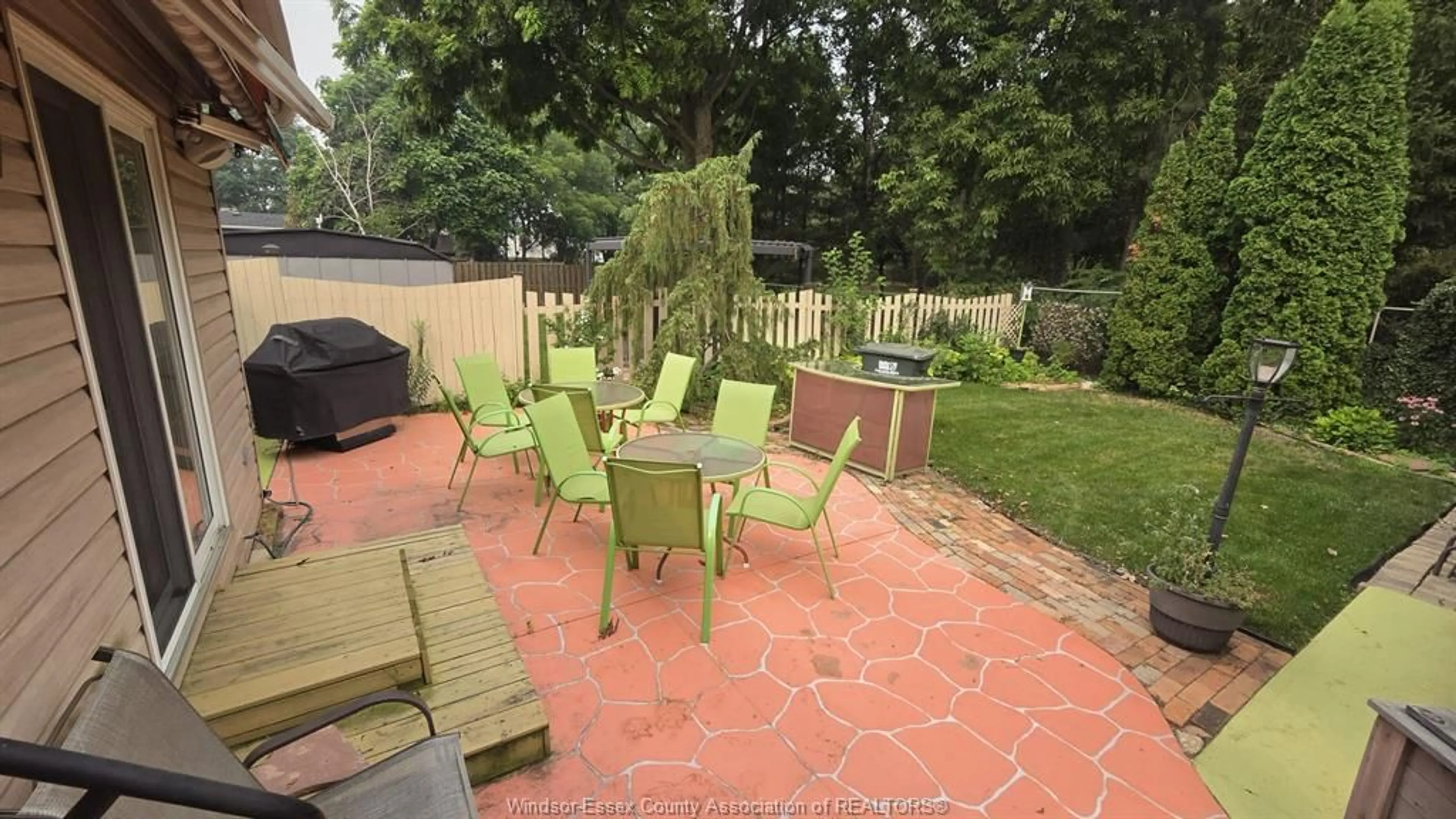 Patio, street for 5564 BALDWIN Ave, Windsor Ontario N8T 1L8