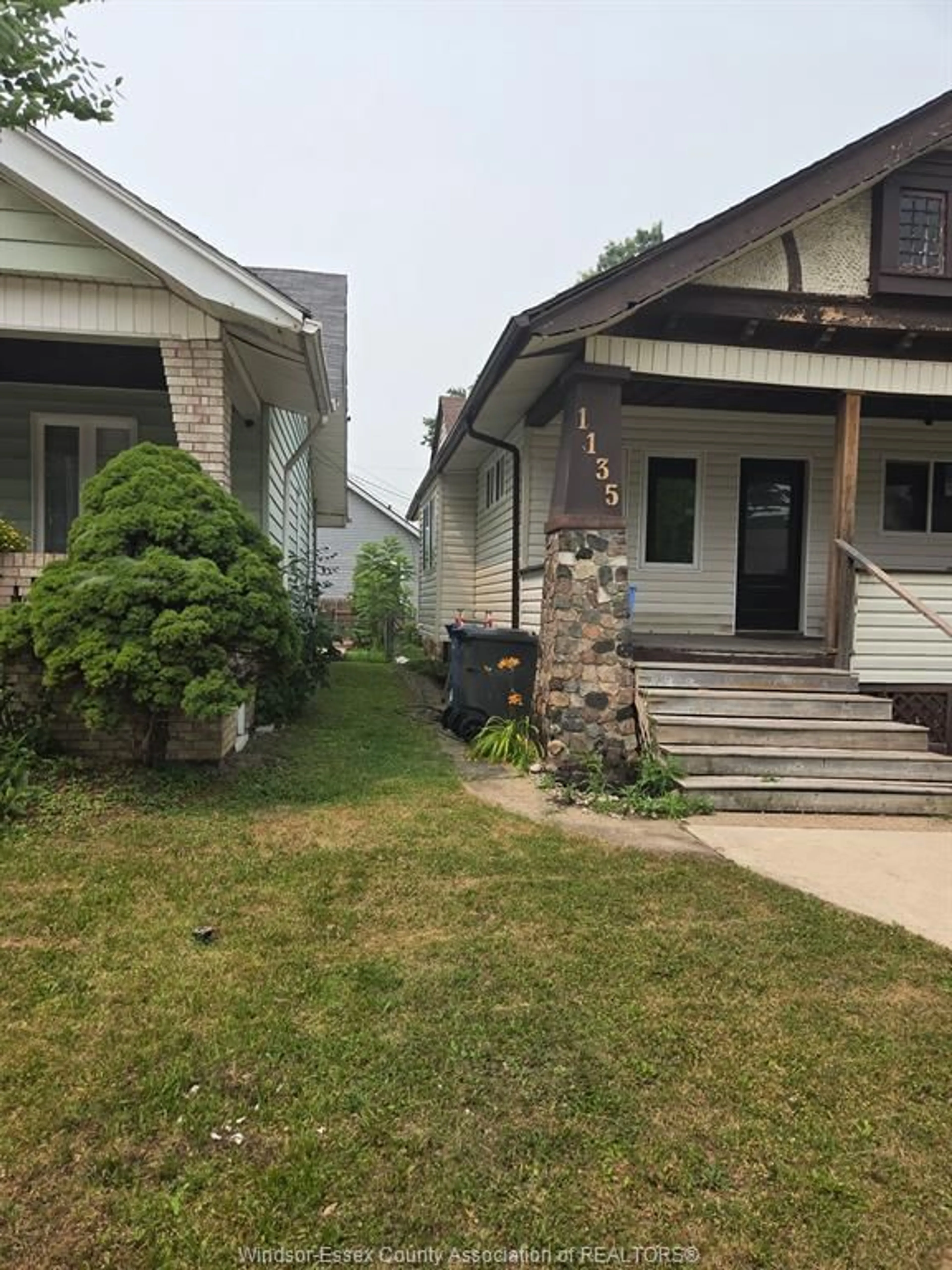 Unknown for 1135 CHURCH, Windsor Ontario N9A 4V5